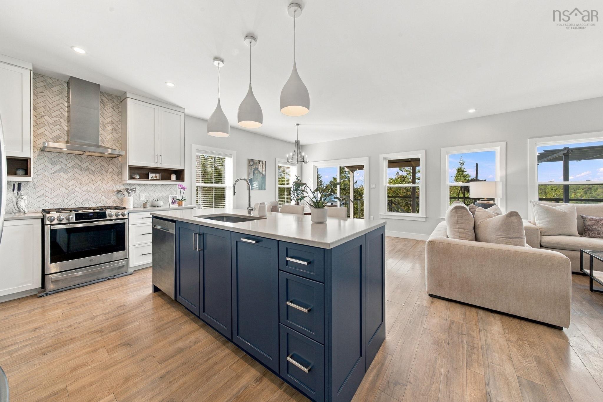 $1,100,000.00: 90 Hargrove Lane, Whites Lake