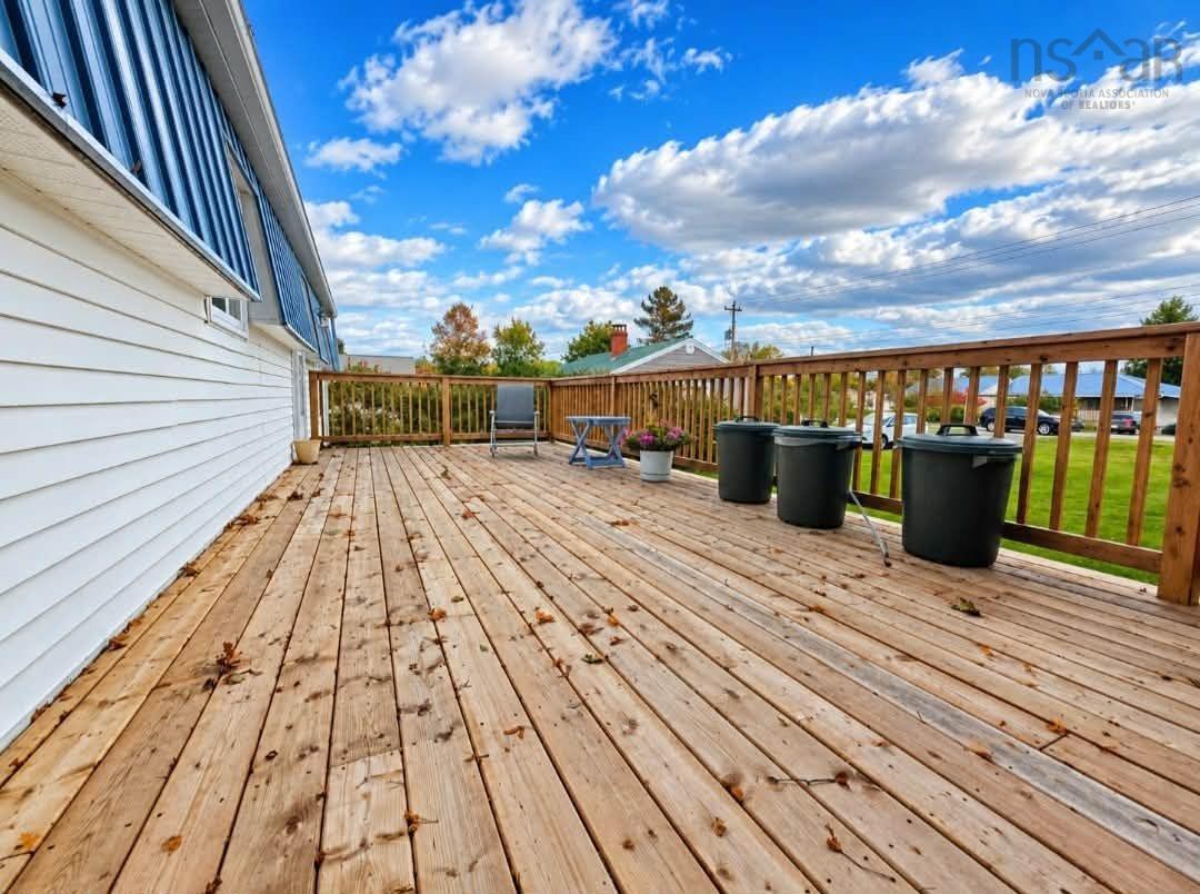 $224,500.00: 469 311 Highway, North River