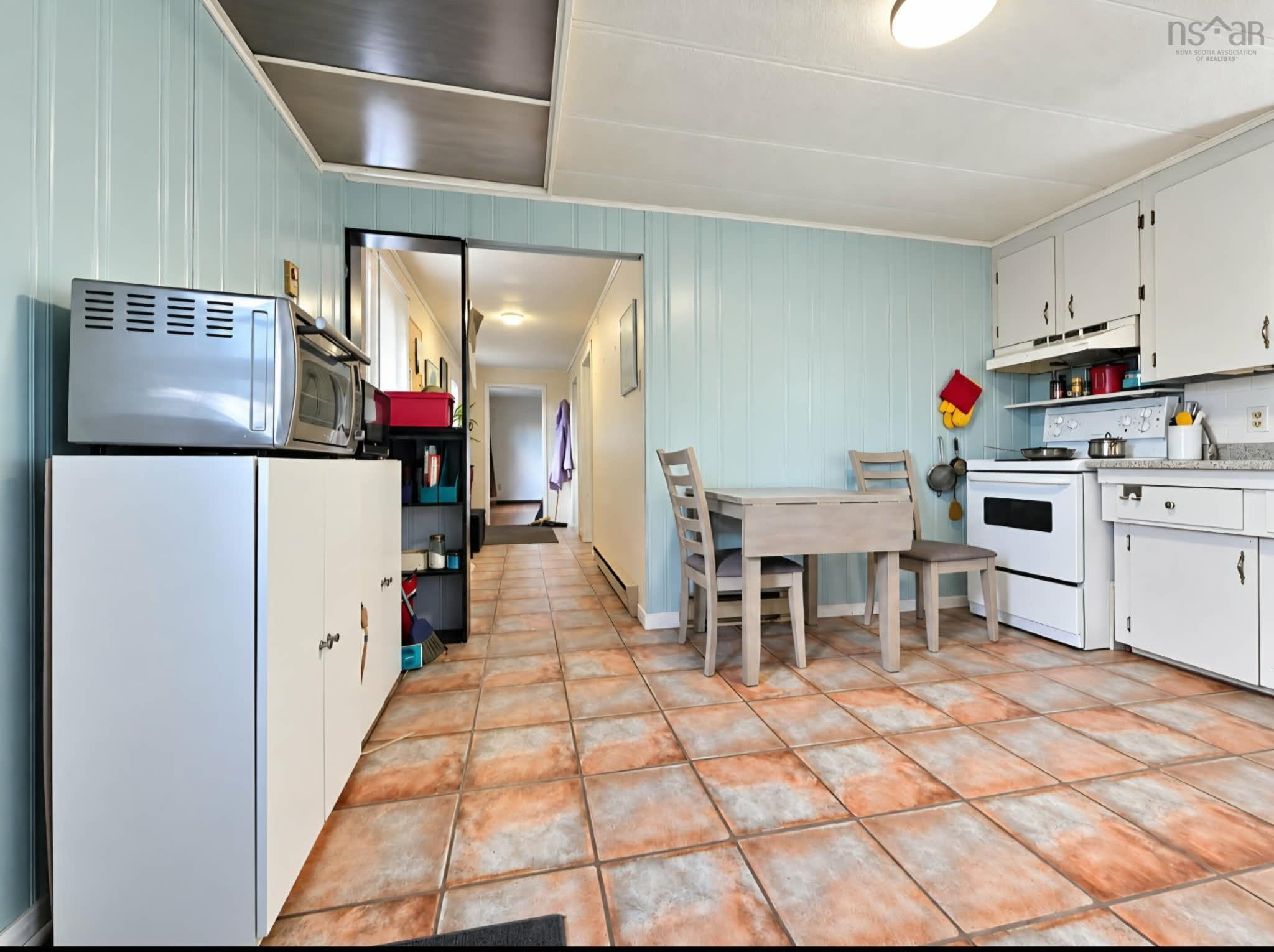$224,500.00: 469 311 Highway, North River