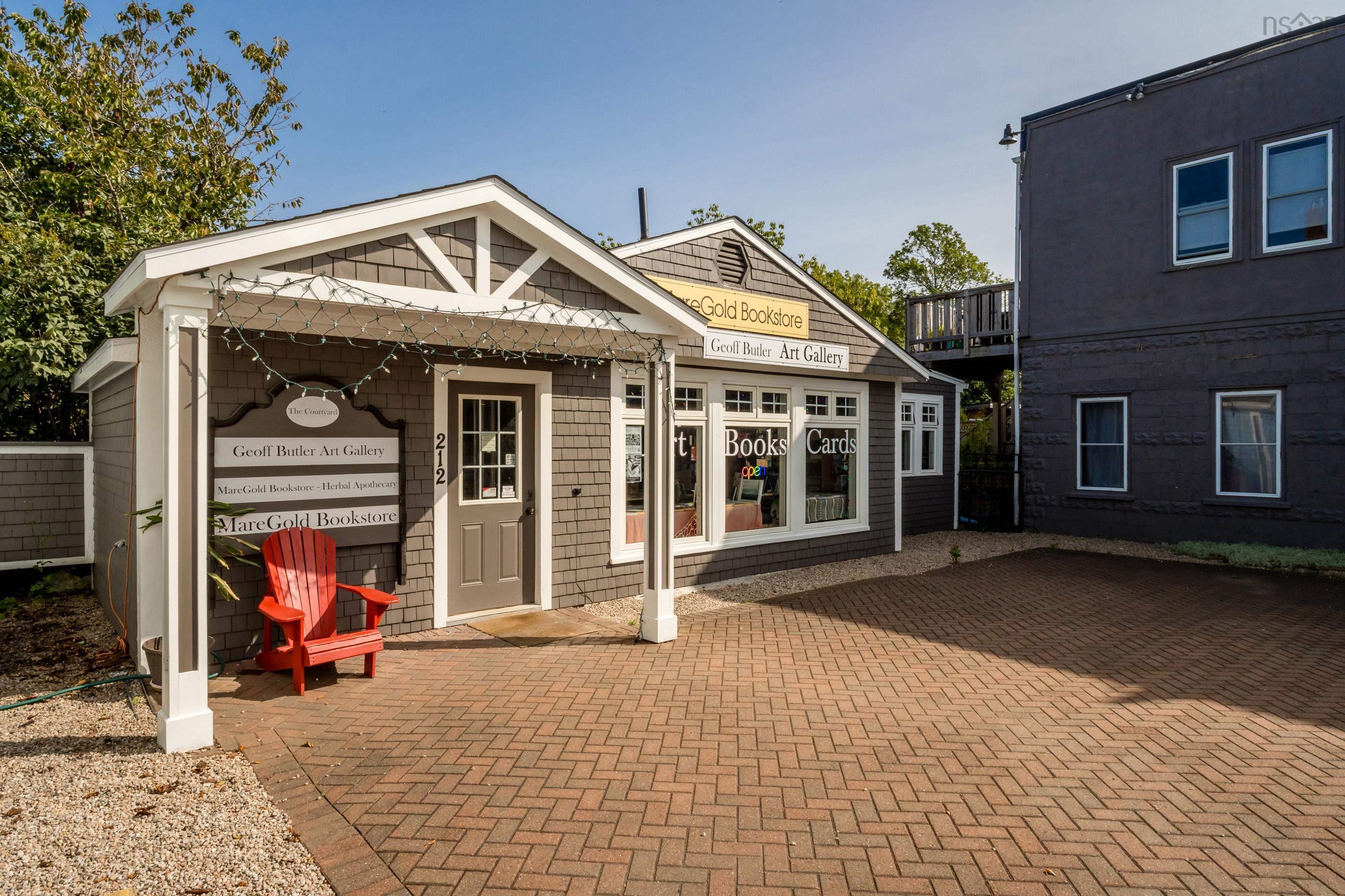 $300,000.00: 212 St George Street, Annapolis Royal