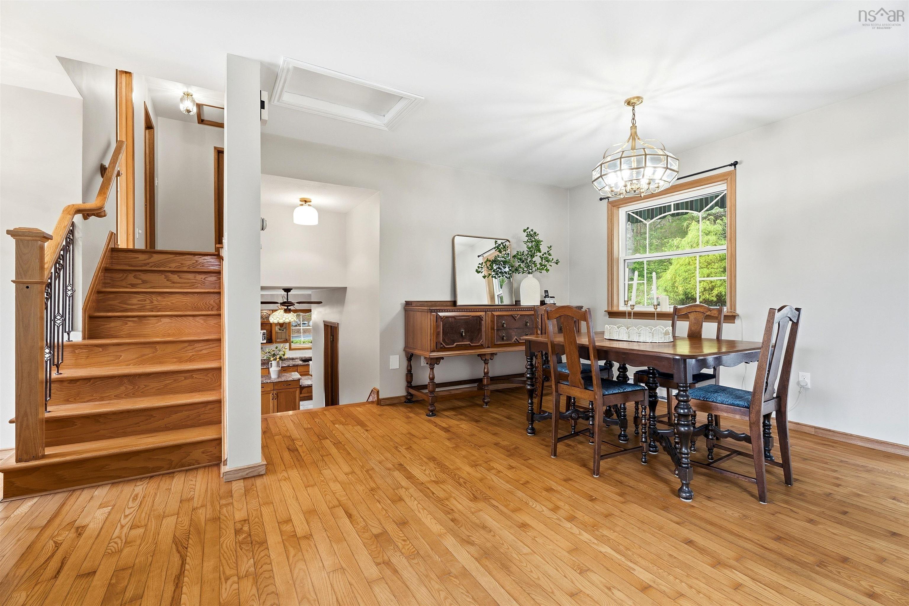 $899,900.00: 87 Indian Point Road, Glen Haven