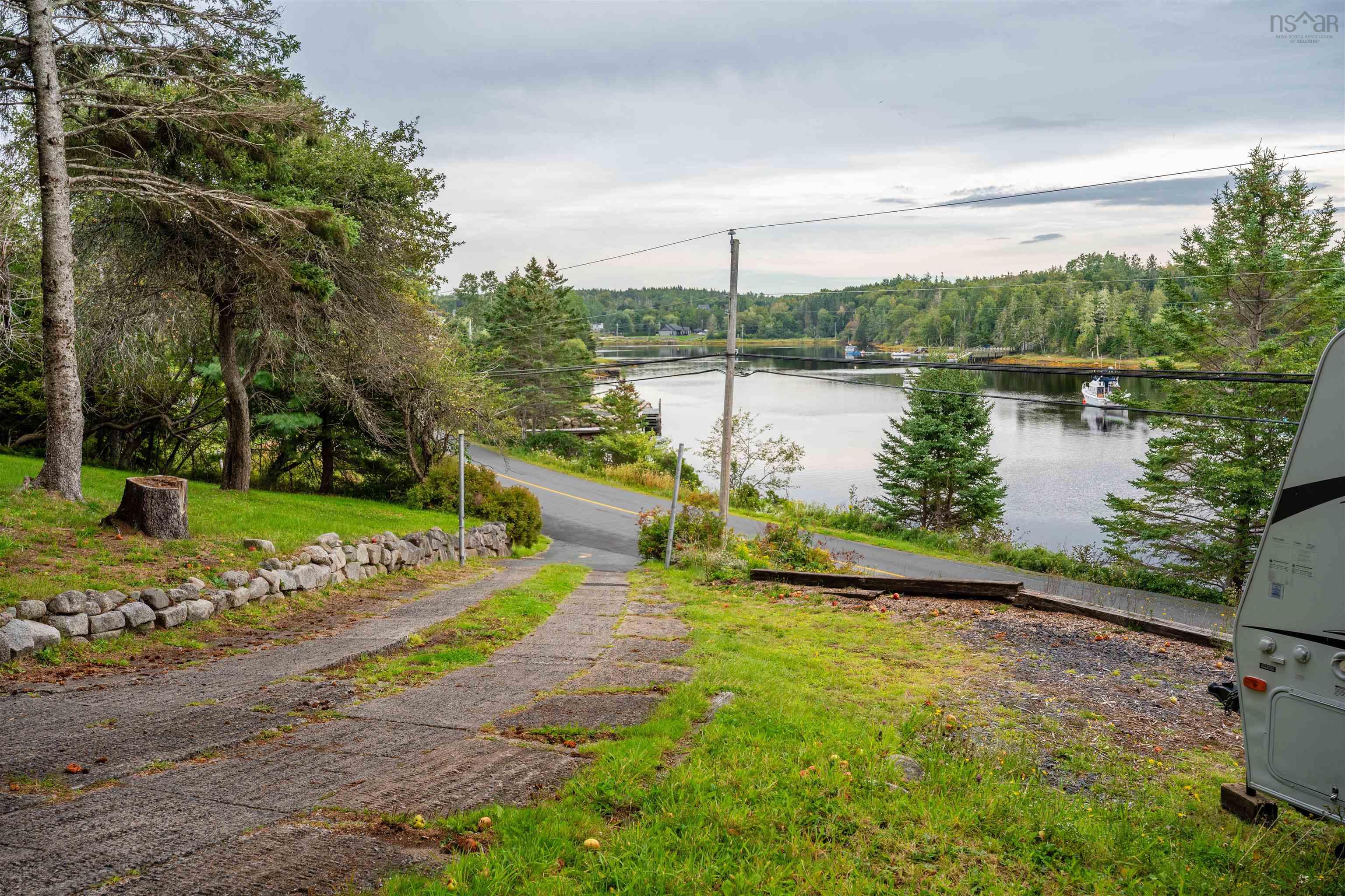 $899,900.00: 87 Indian Point Road, Glen Haven