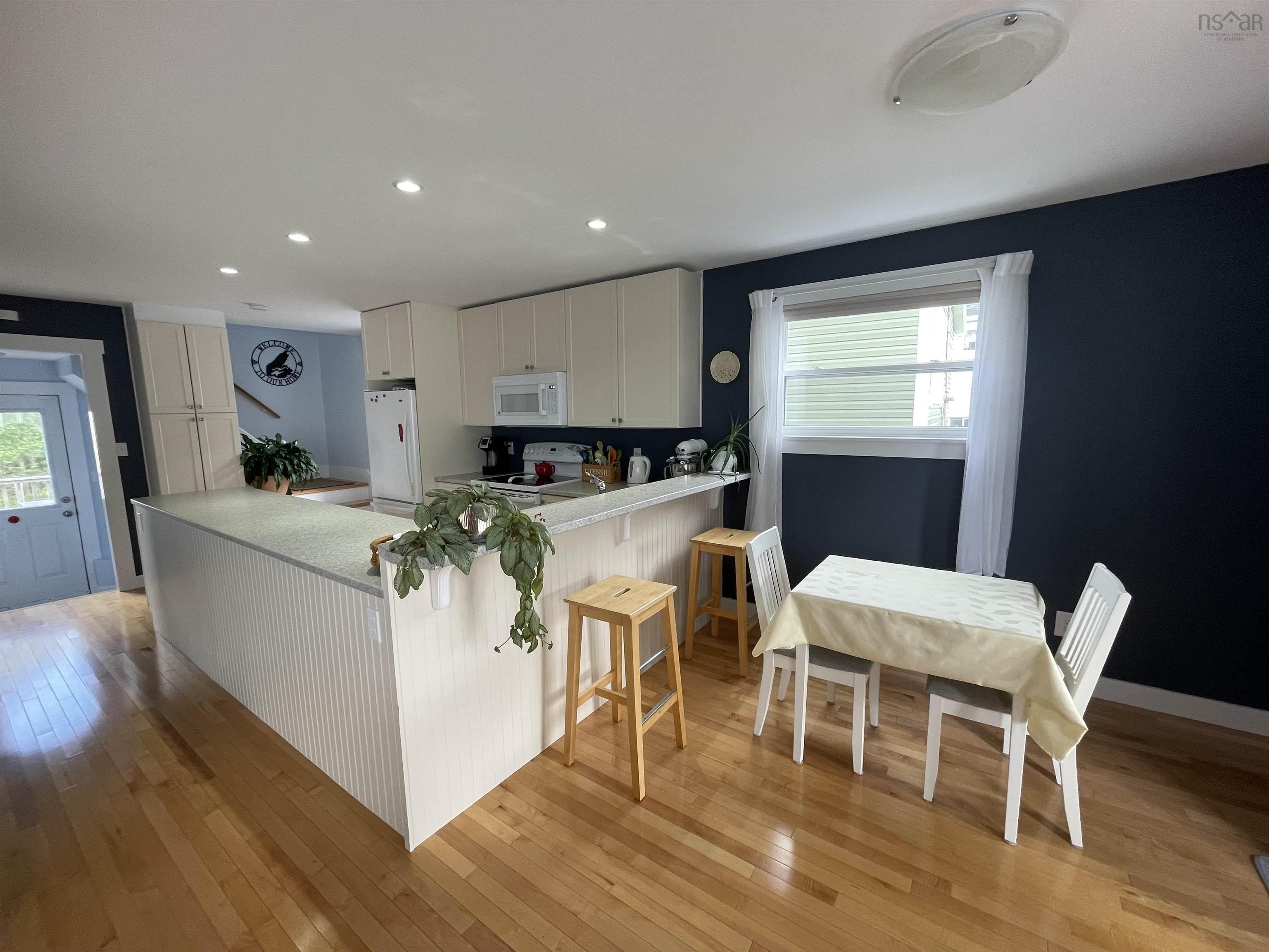 $233,900.00: 73 Brown Street, Sydney