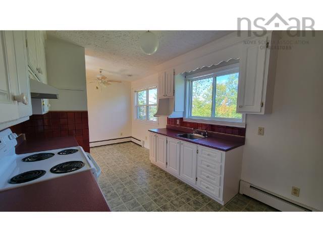 $449,900.00: 33 Coles Road, Sackville