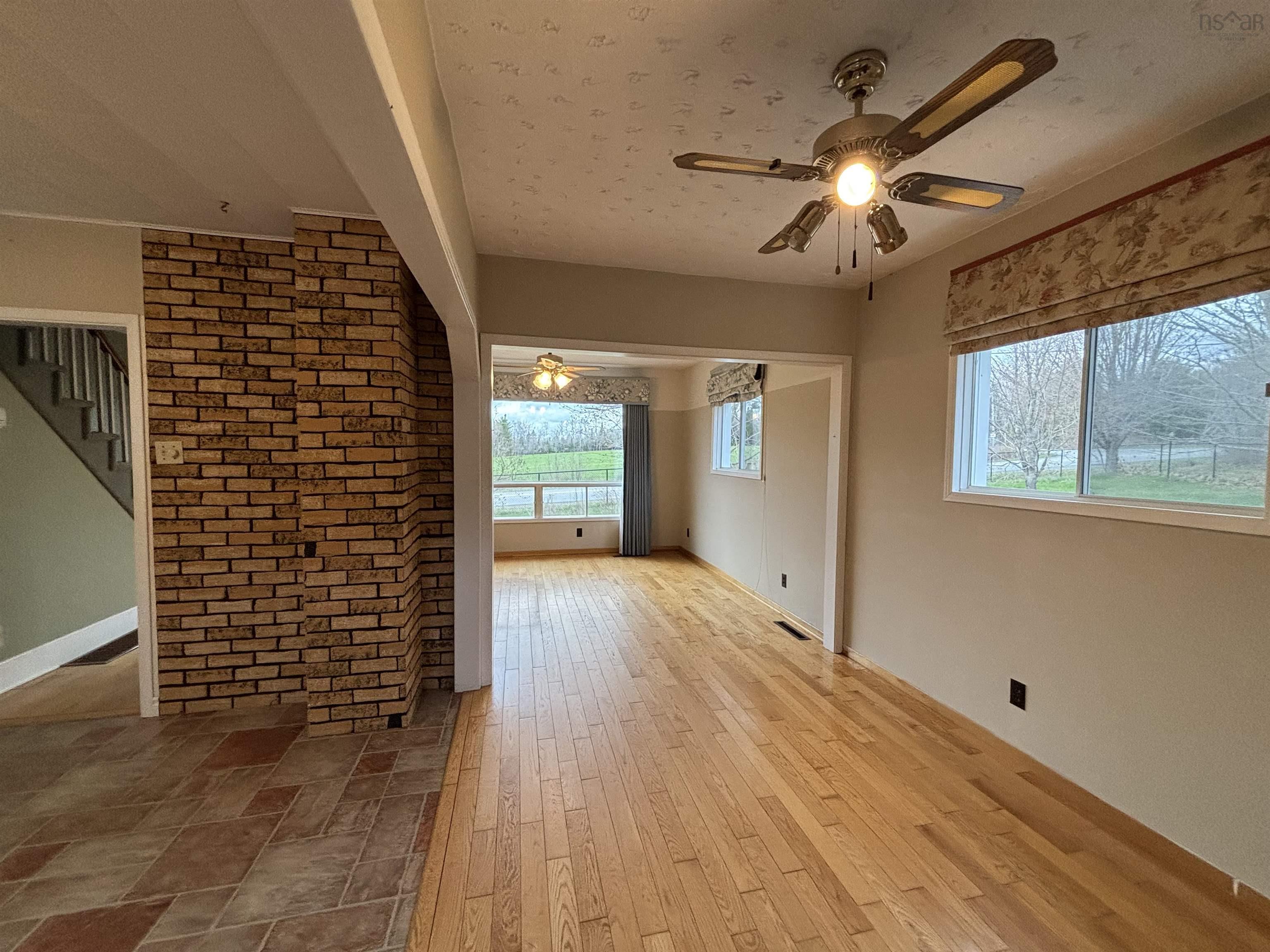 $499,900.00: 700 Farmington Road, Farmington