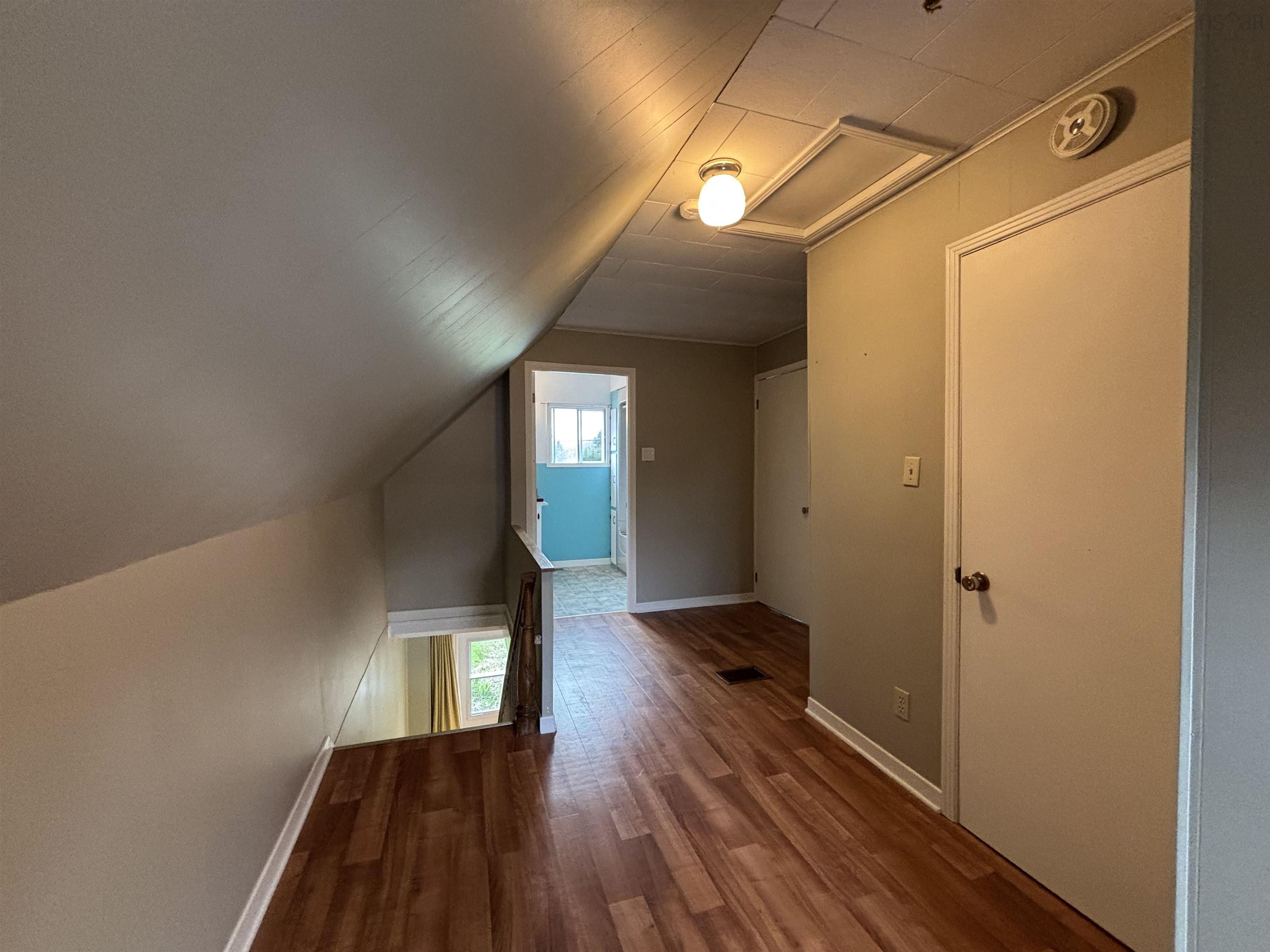 $499,900.00: 700 Farmington Road, Farmington