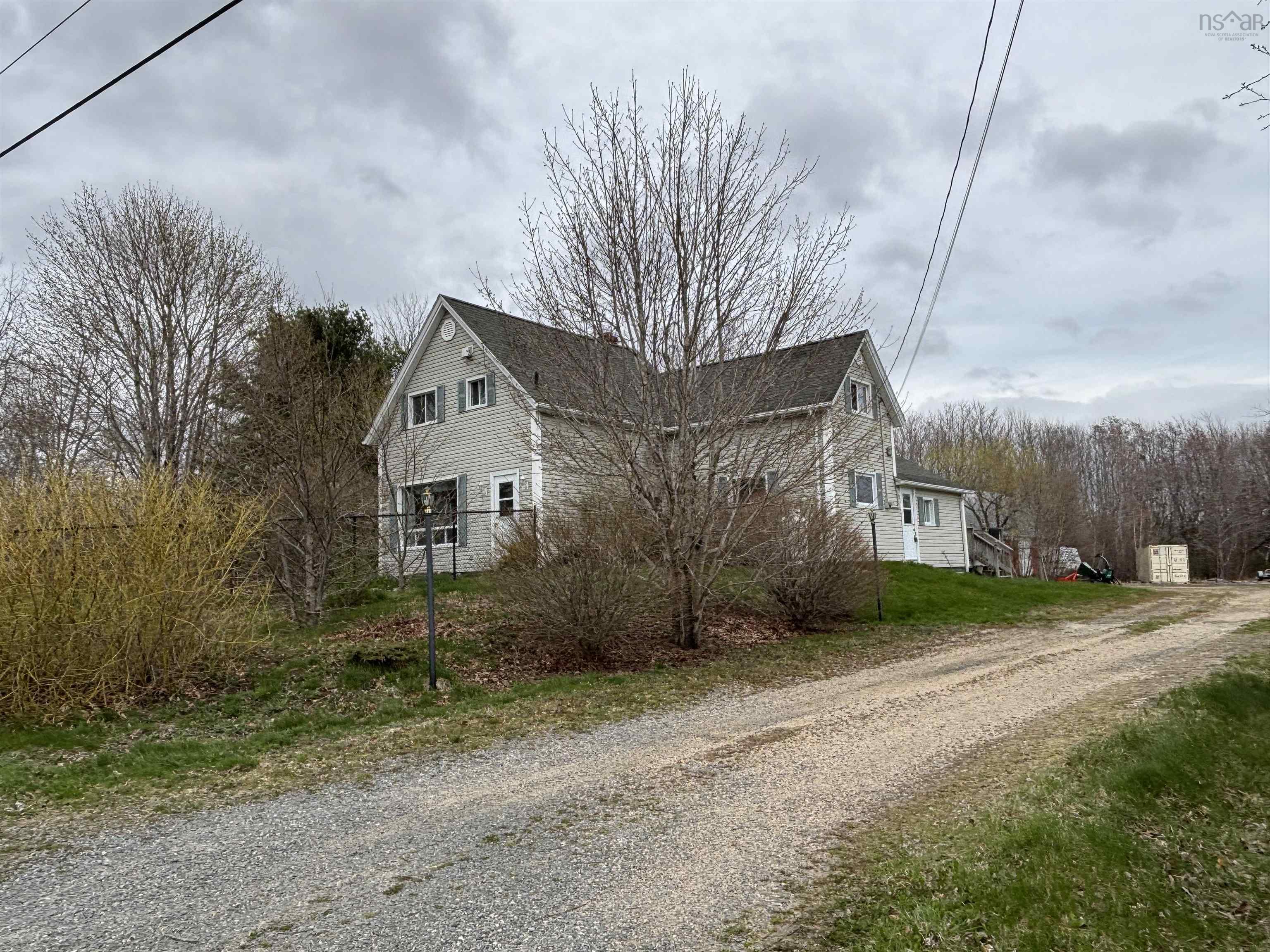 $499,900.00: 700 Farmington Road, Farmington