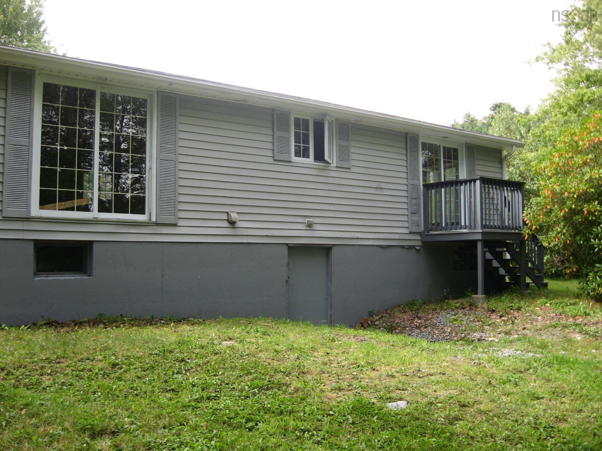 $159,900.00: 379 Old Port Mouton Road, White Point