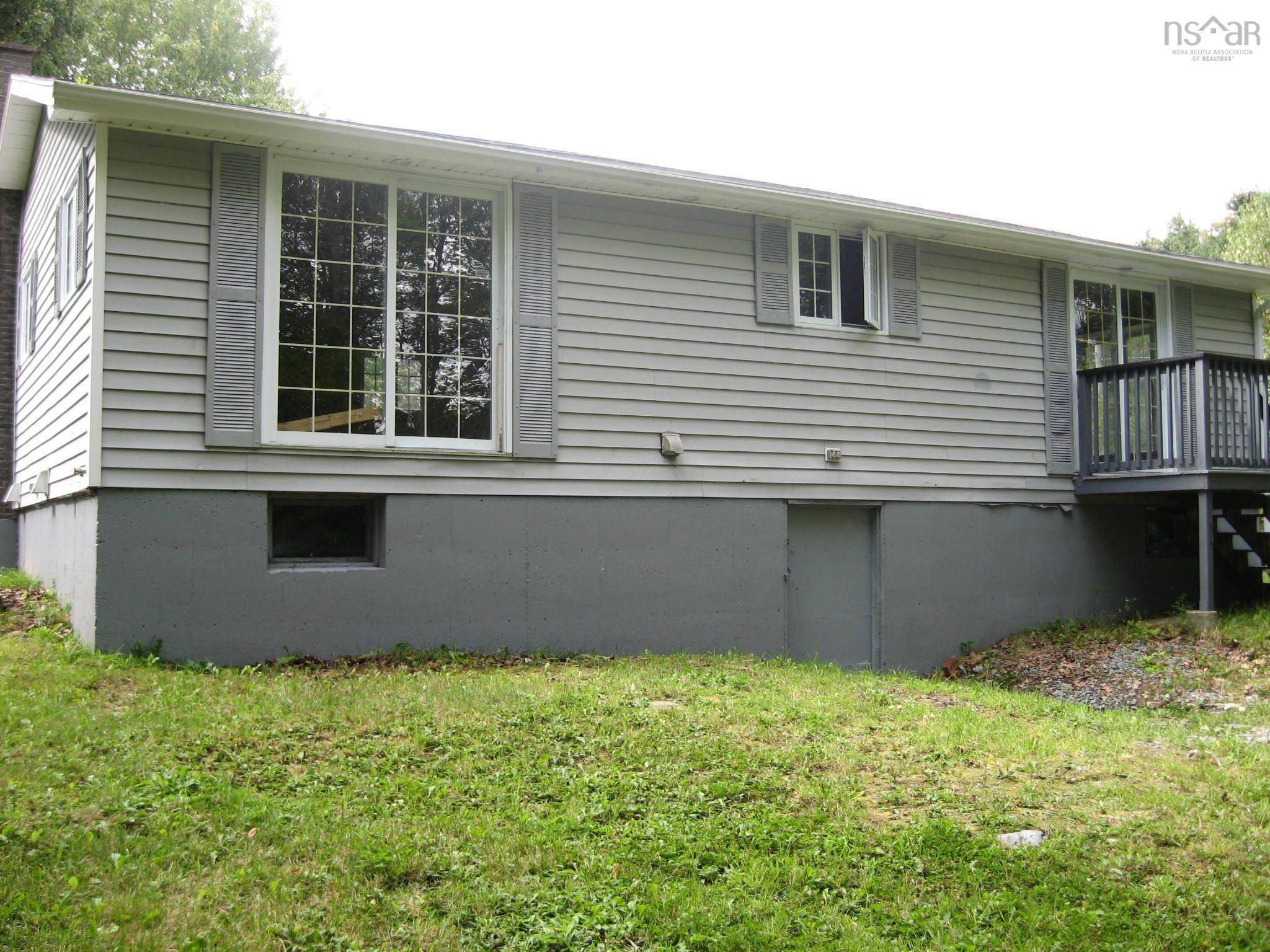 $159,900.00: 379 Old Port Mouton Road, White Point