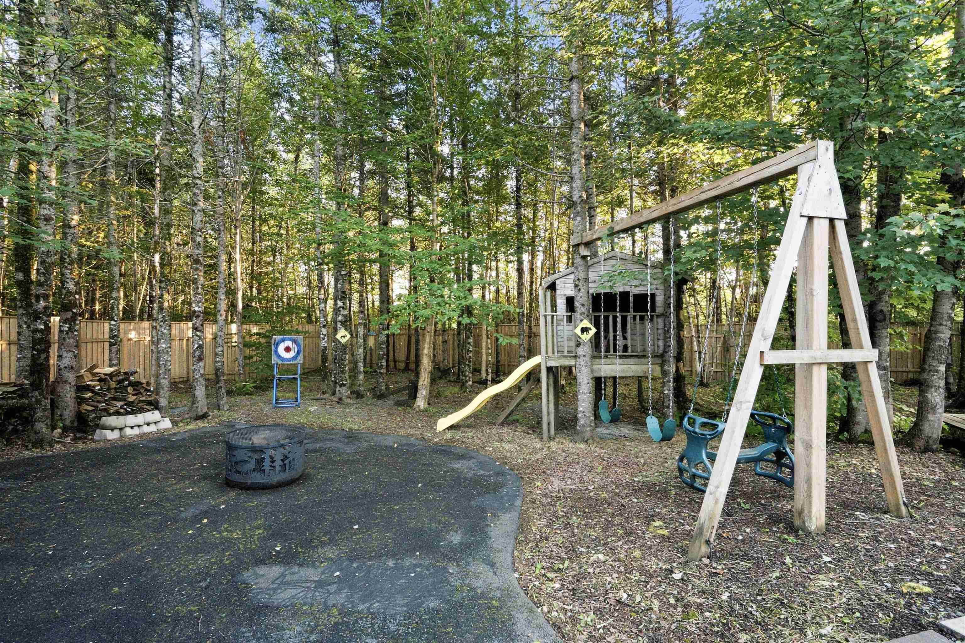 $714,900.00: 1523 White Hills Run, Hammonds Plains