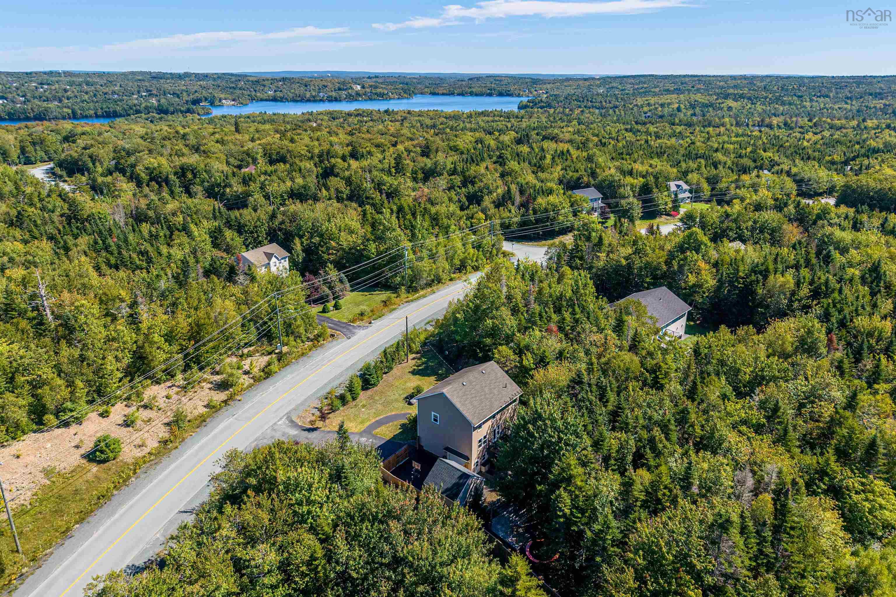 $714,900.00: 1523 White Hills Run, Hammonds Plains