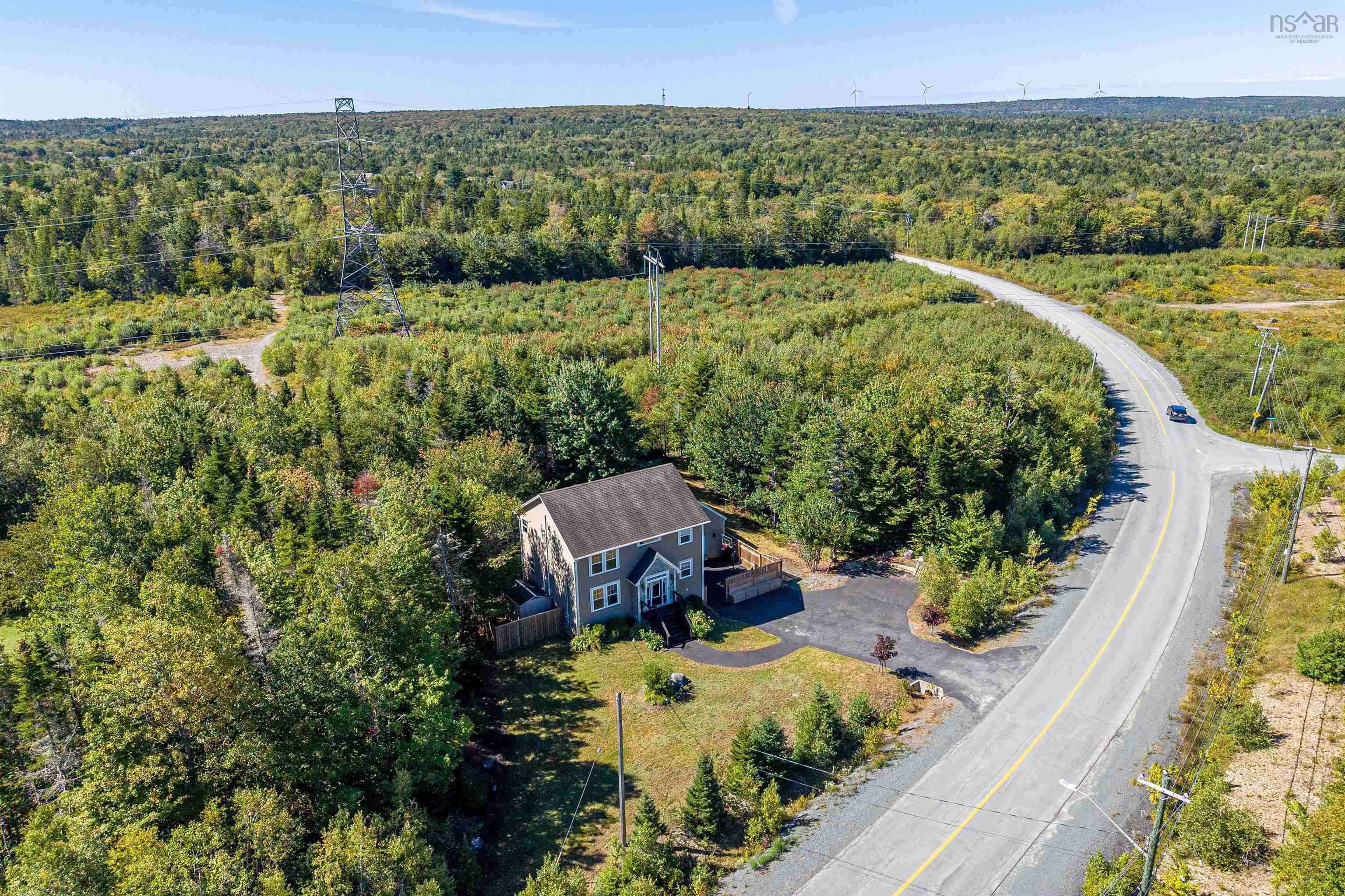 $714,900.00: 1523 White Hills Run, Hammonds Plains