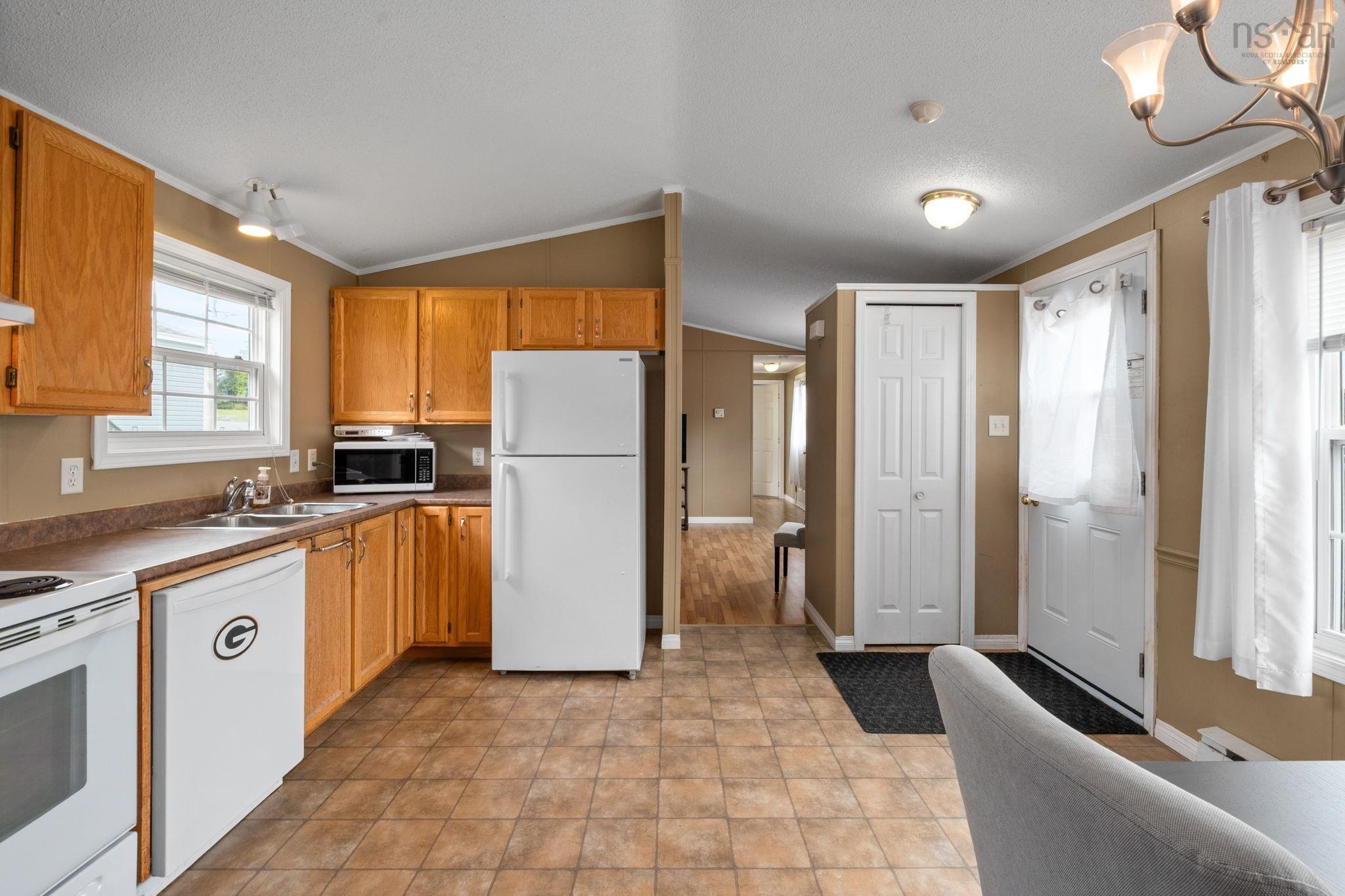 $225,000.00: 28 Cedar Lane, Eastern Passage