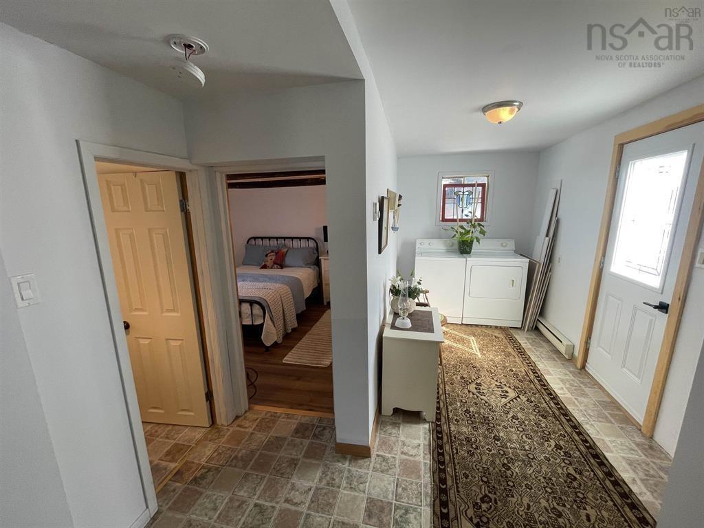 $184,900.00: 27 Descousse-Cap La Ronde Road, D