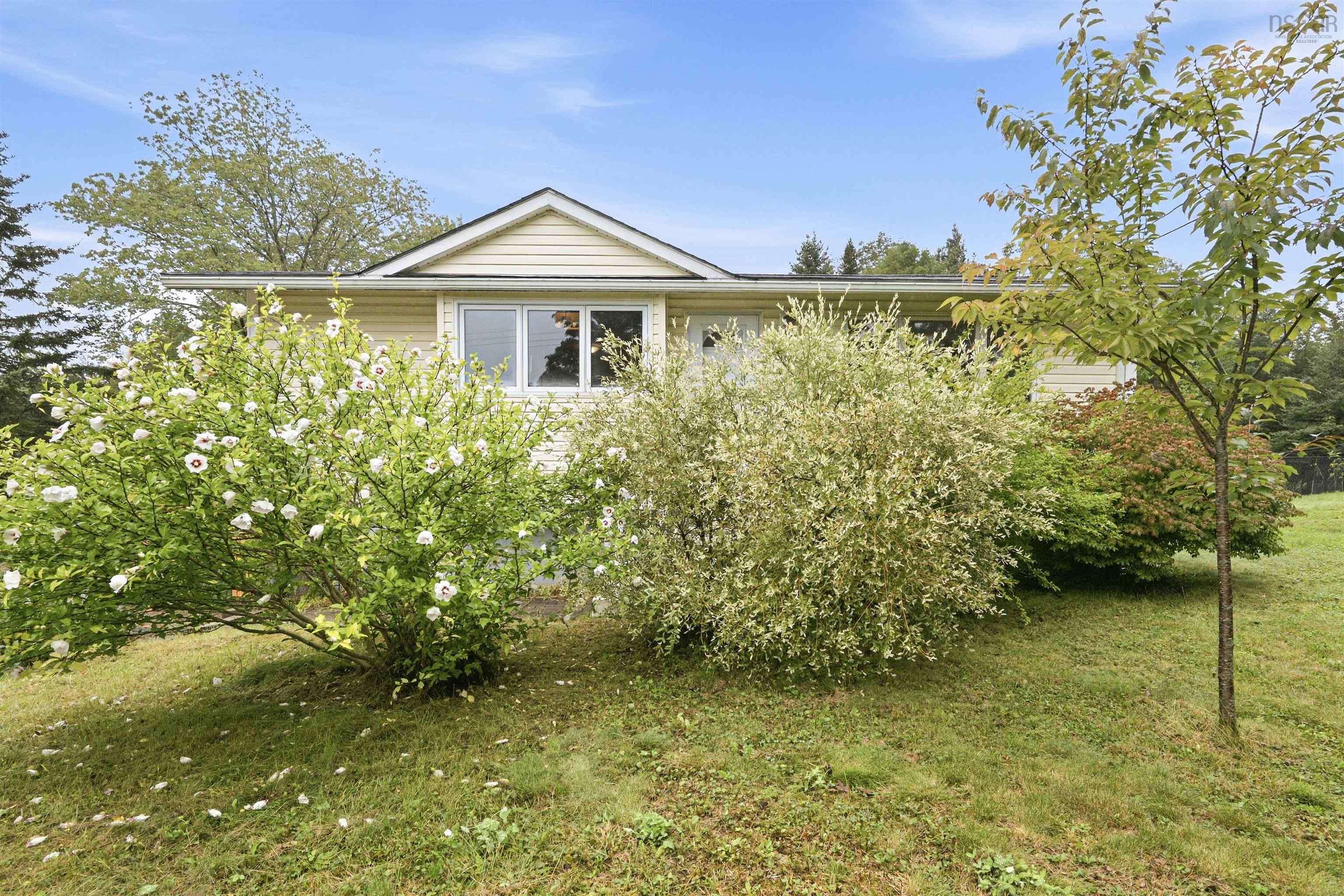 $374,900.00: 196 Lake Major Road, Westphal