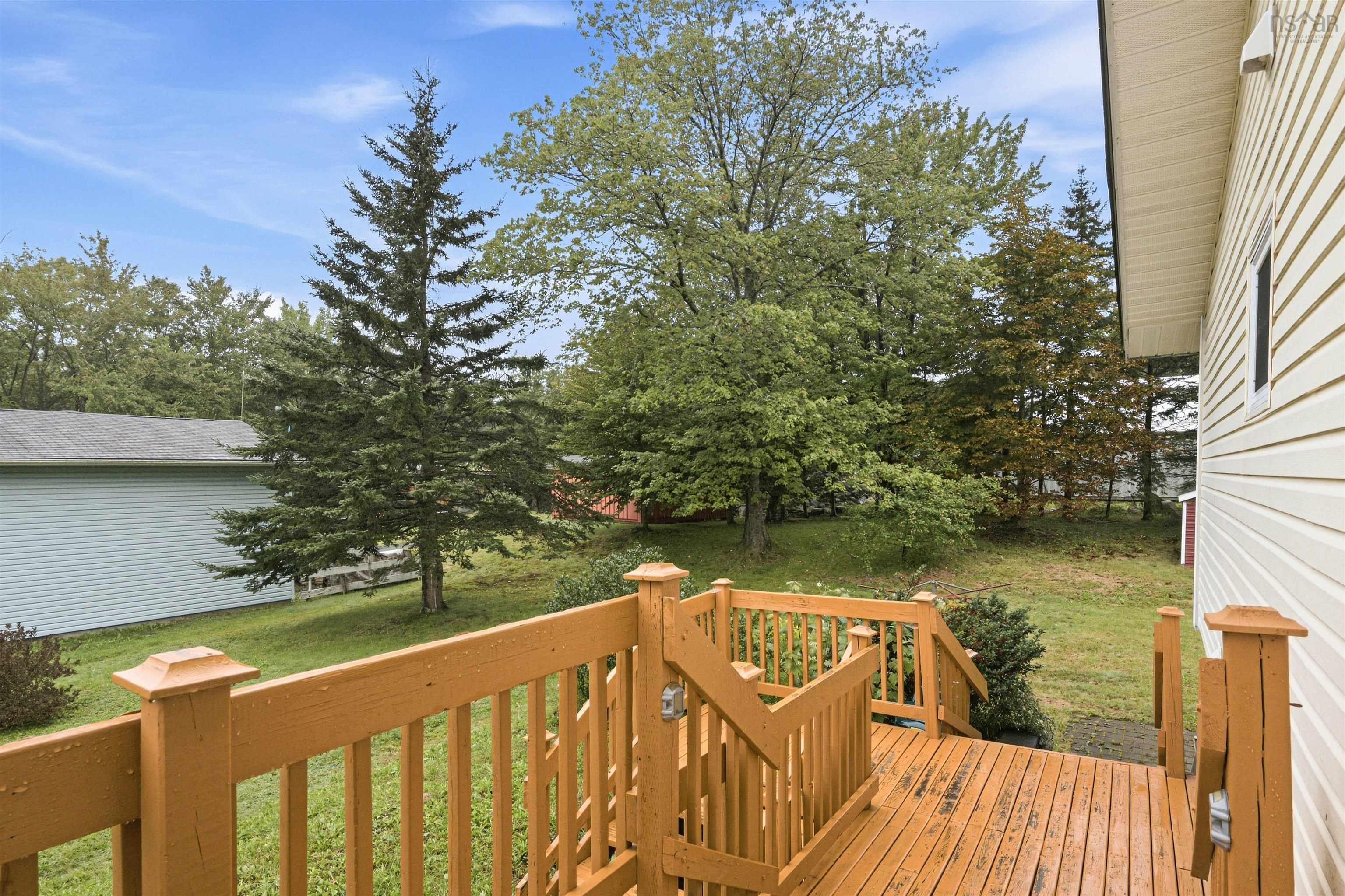 $374,900.00: 196 Lake Major Road, Westphal