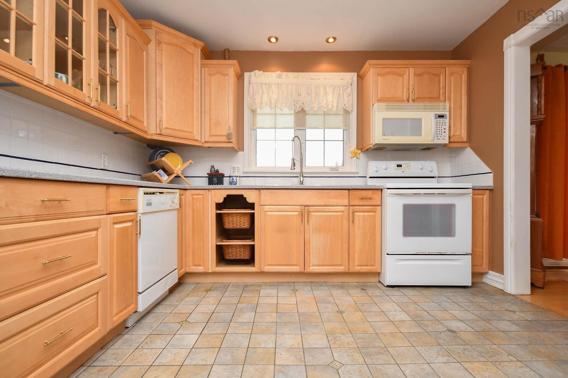 $789,000.00: 21 Sonia Drive, Lawrencetown