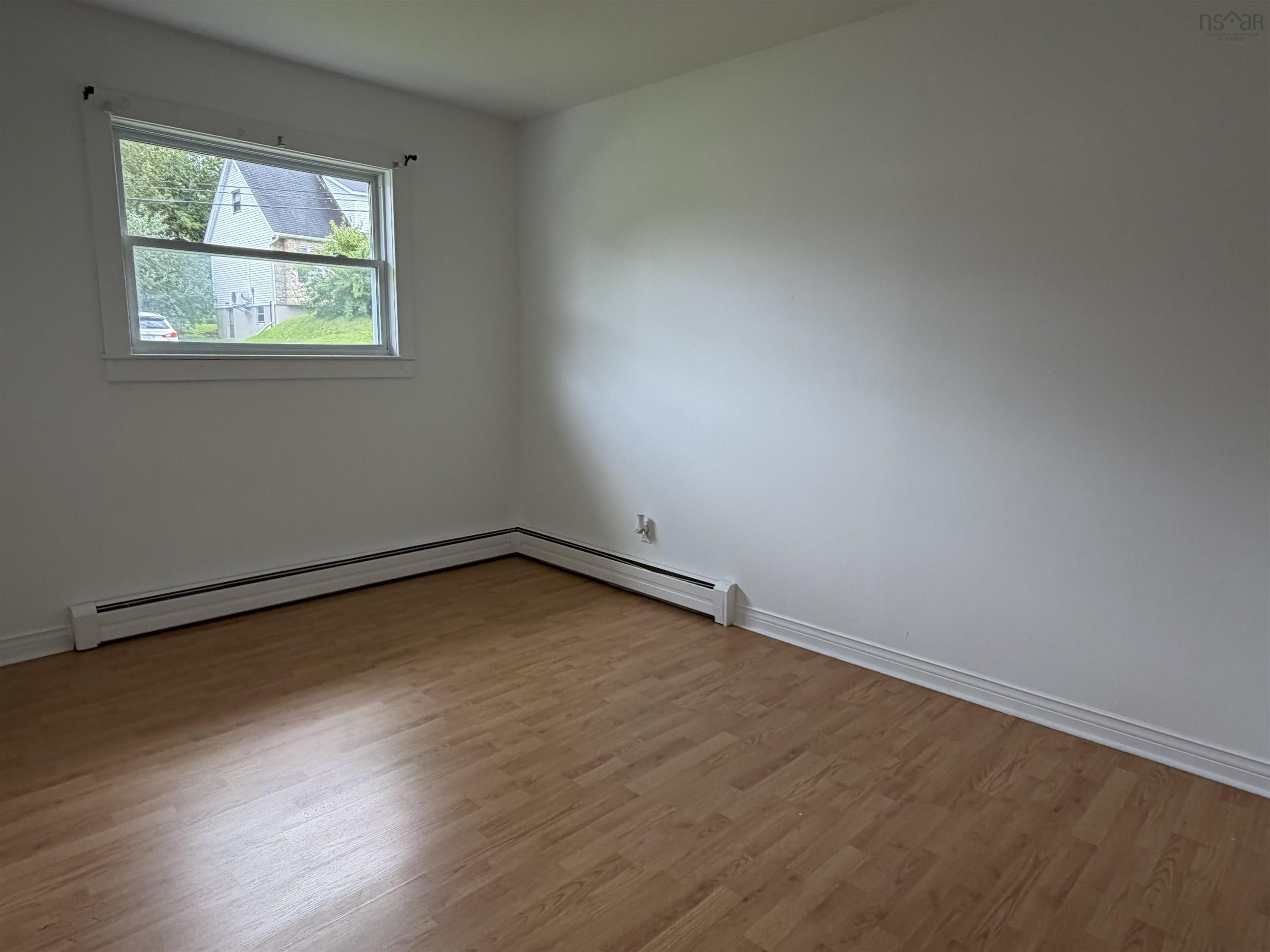 $379,000.00: 127 Kennedy Avenue, Sydney
