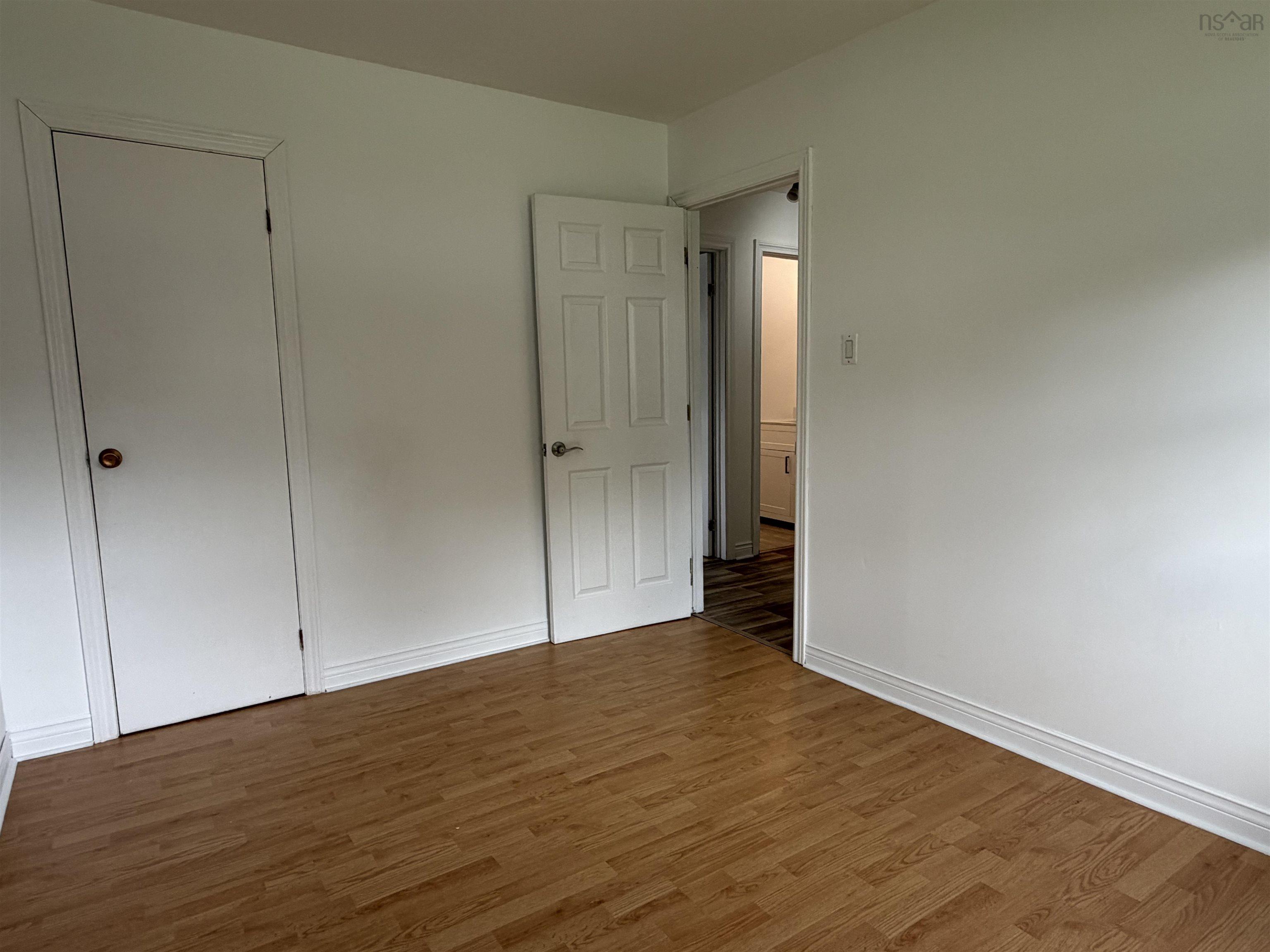 $379,000.00: 127 Kennedy Avenue, Sydney