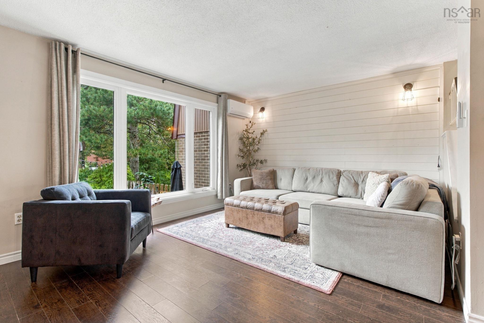 $369,900.00: 14 Hanover Court, Clayton Park