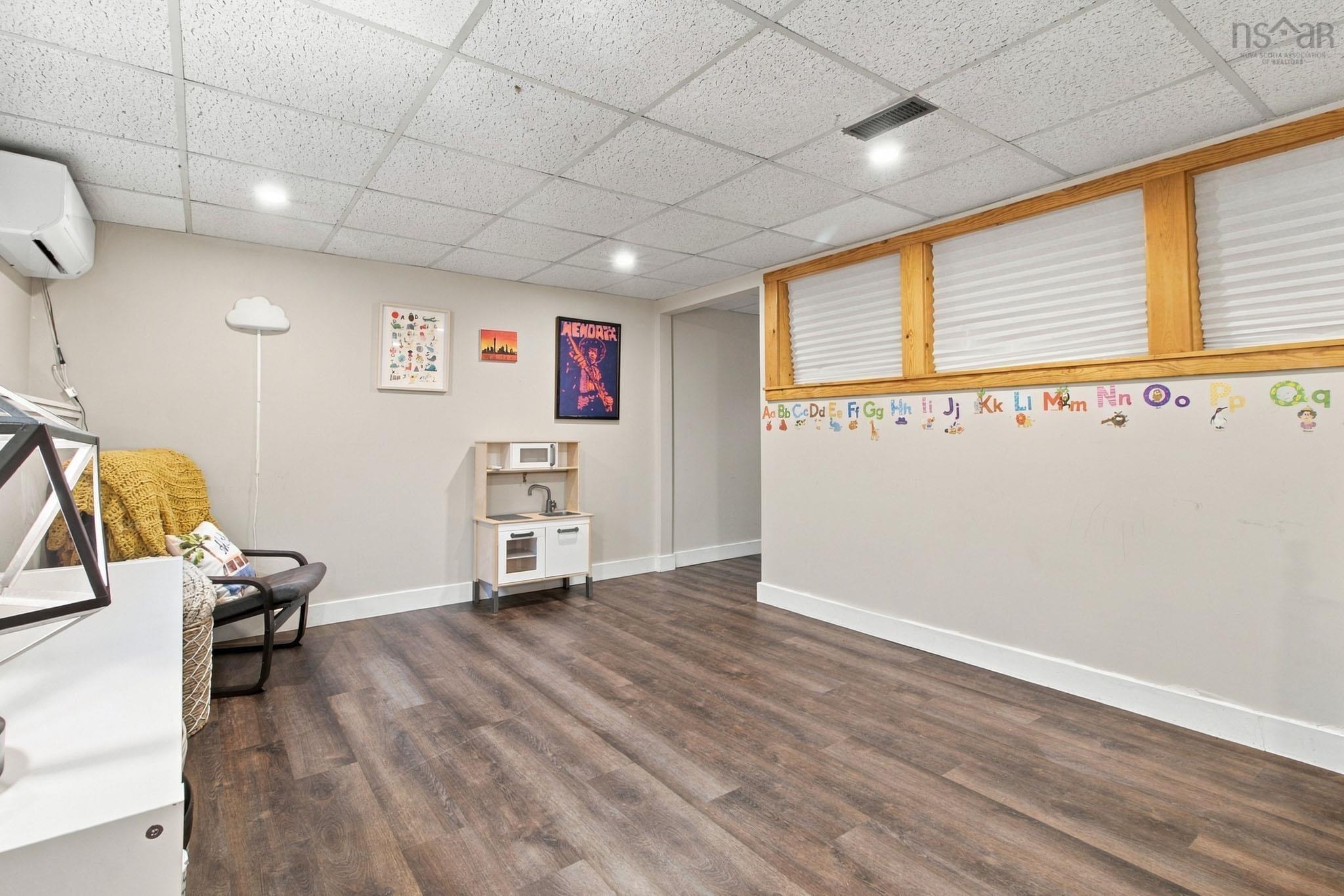 $369,900.00: 14 Hanover Court, Clayton Park