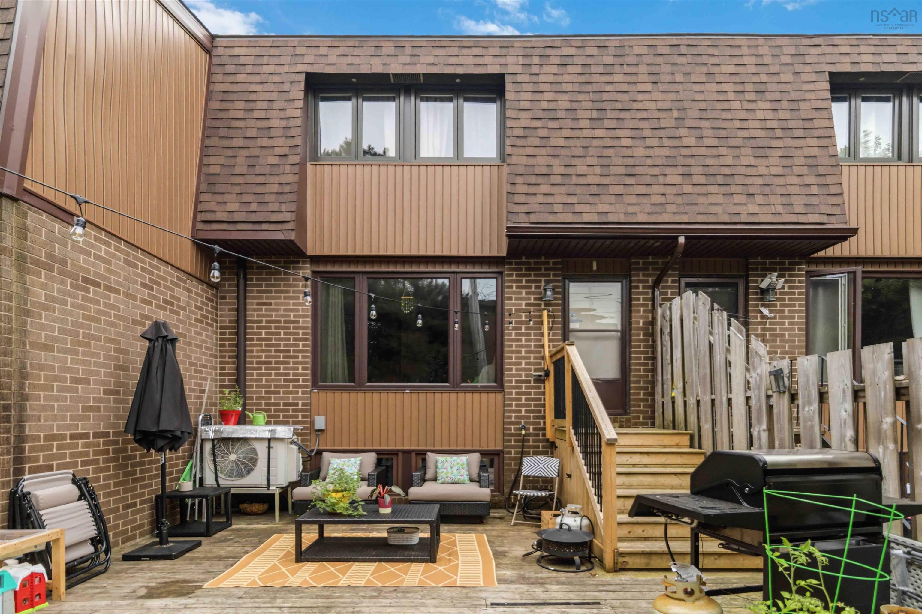 $369,900.00: 14 Hanover Court, Clayton Park