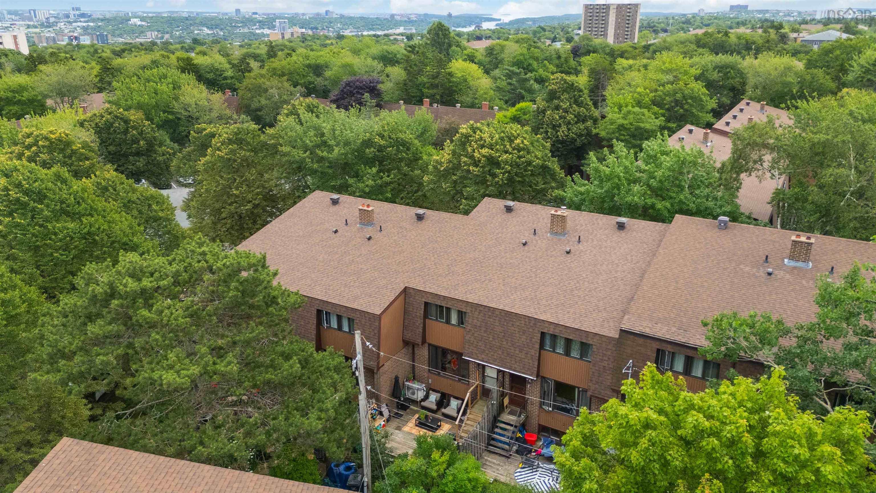 $369,900.00: 14 Hanover Court, Clayton Park