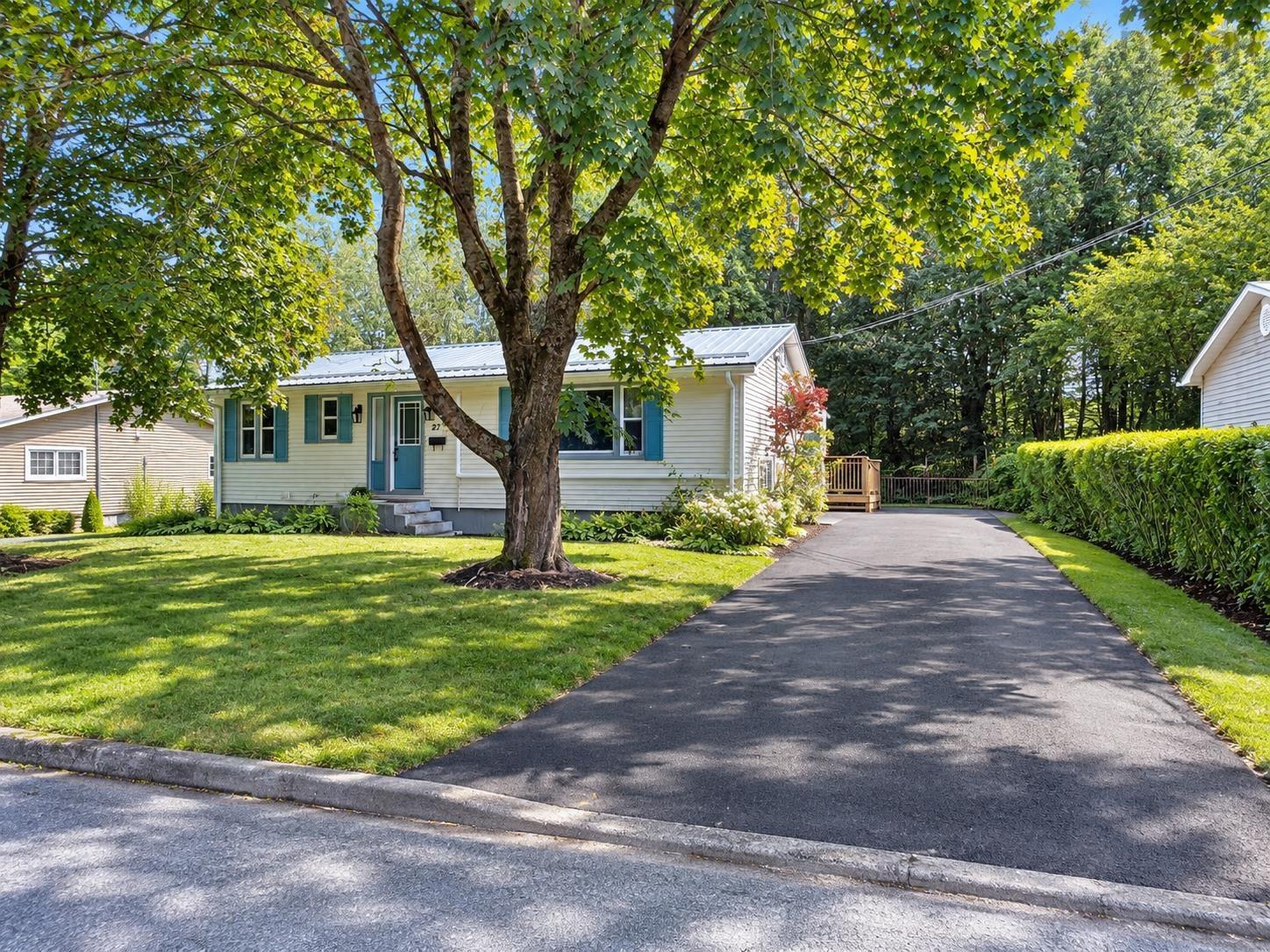 $399,900.00: 27 Smith Avenue, Bridgewater