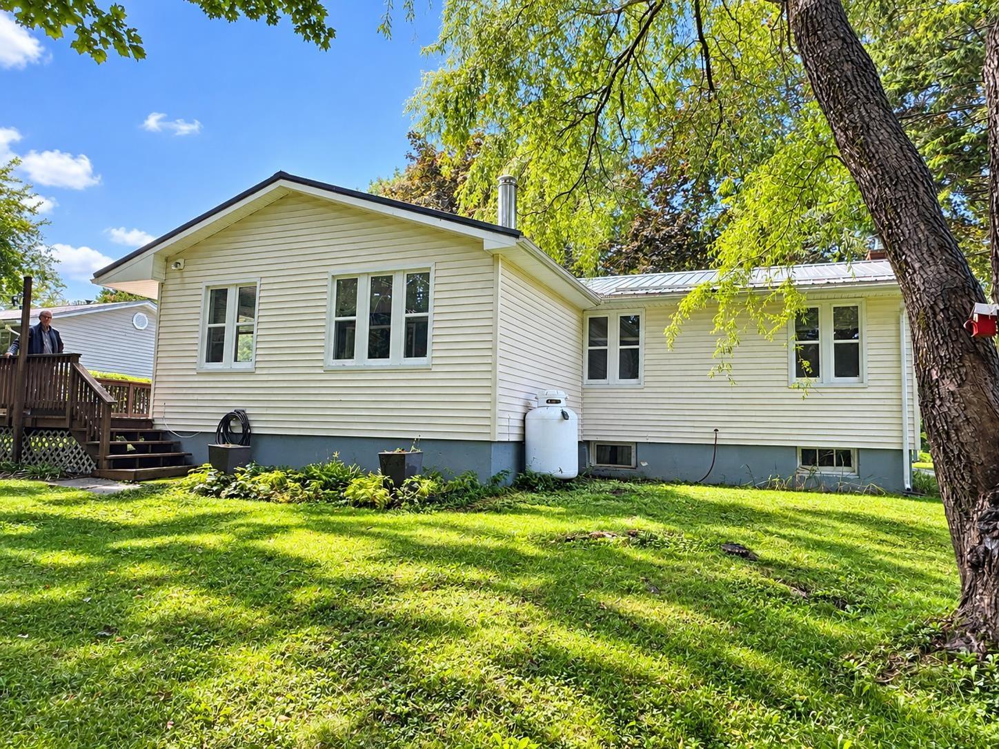 $399,900.00: 27 Smith Avenue, Bridgewater