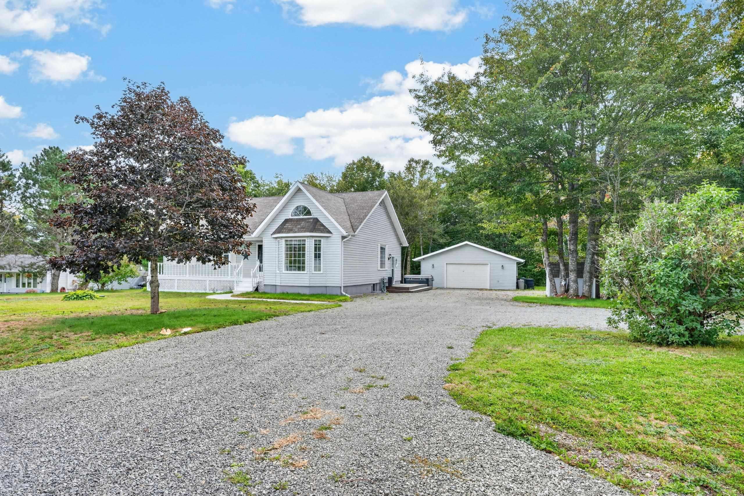 $479,000.00: 21 Westdale Drive, Howie Centre