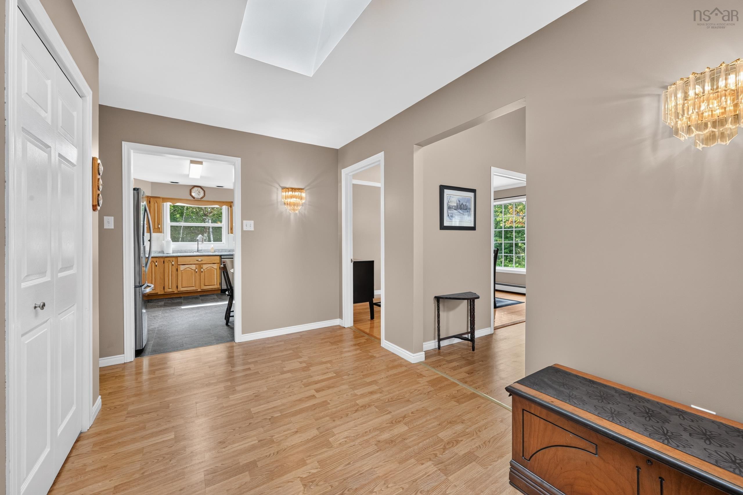 $479,000.00: 21 Westdale Drive, Howie Centre