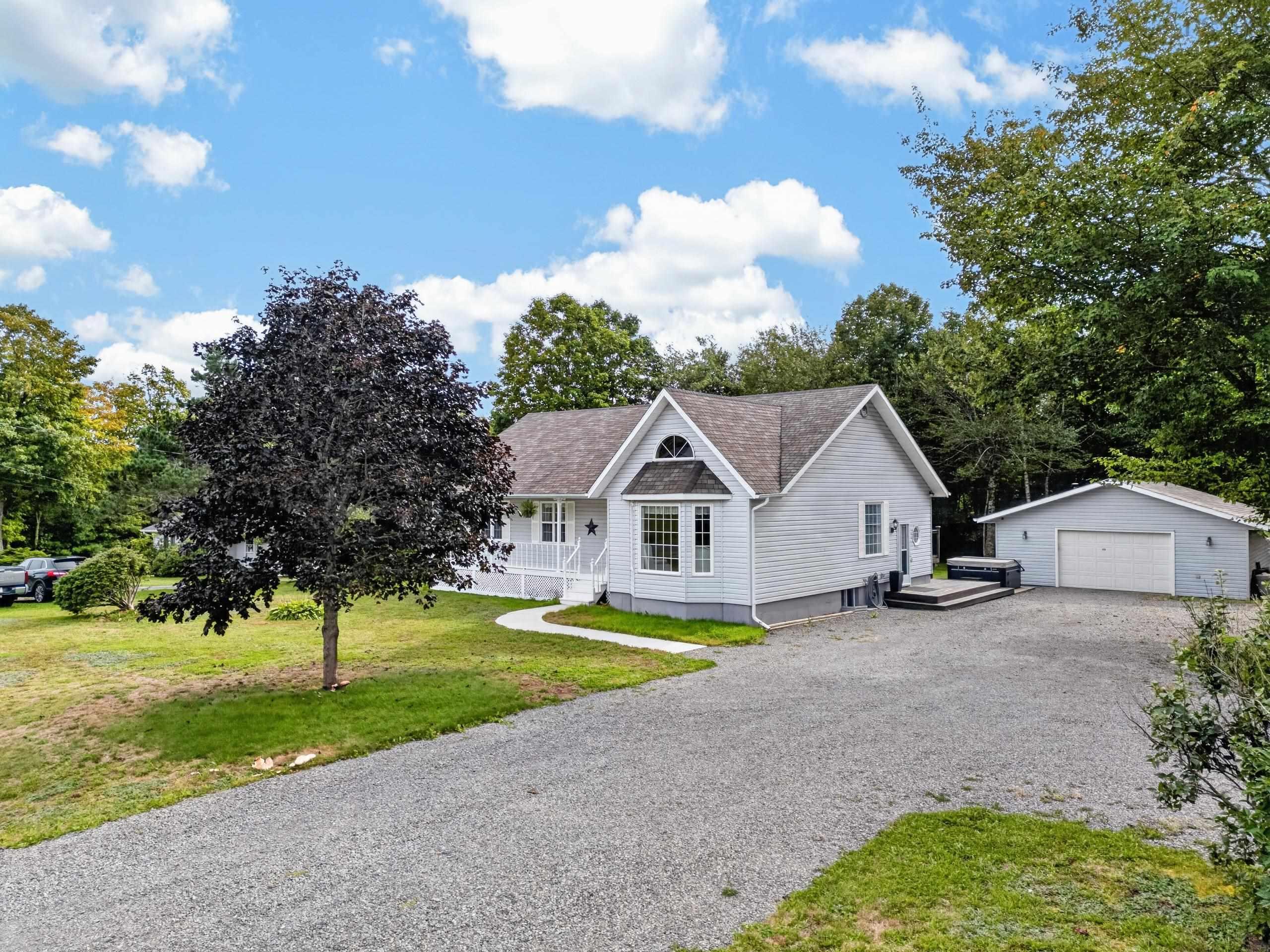 $479,000.00: 21 Westdale Drive, Howie Centre
