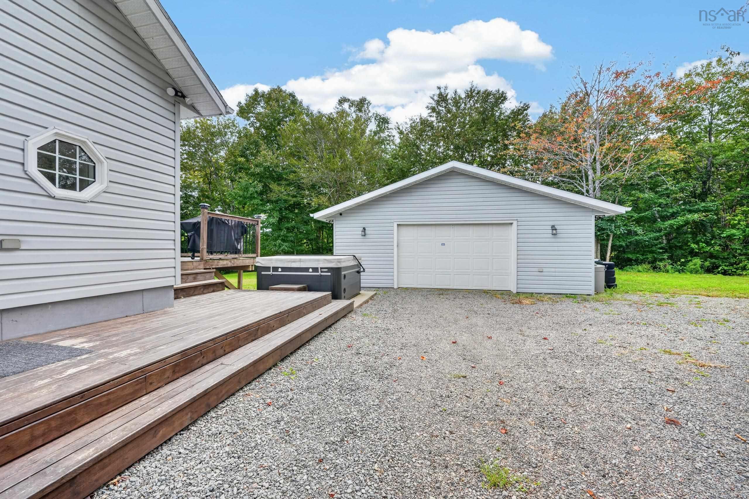 $479,000.00: 21 Westdale Drive, Howie Centre