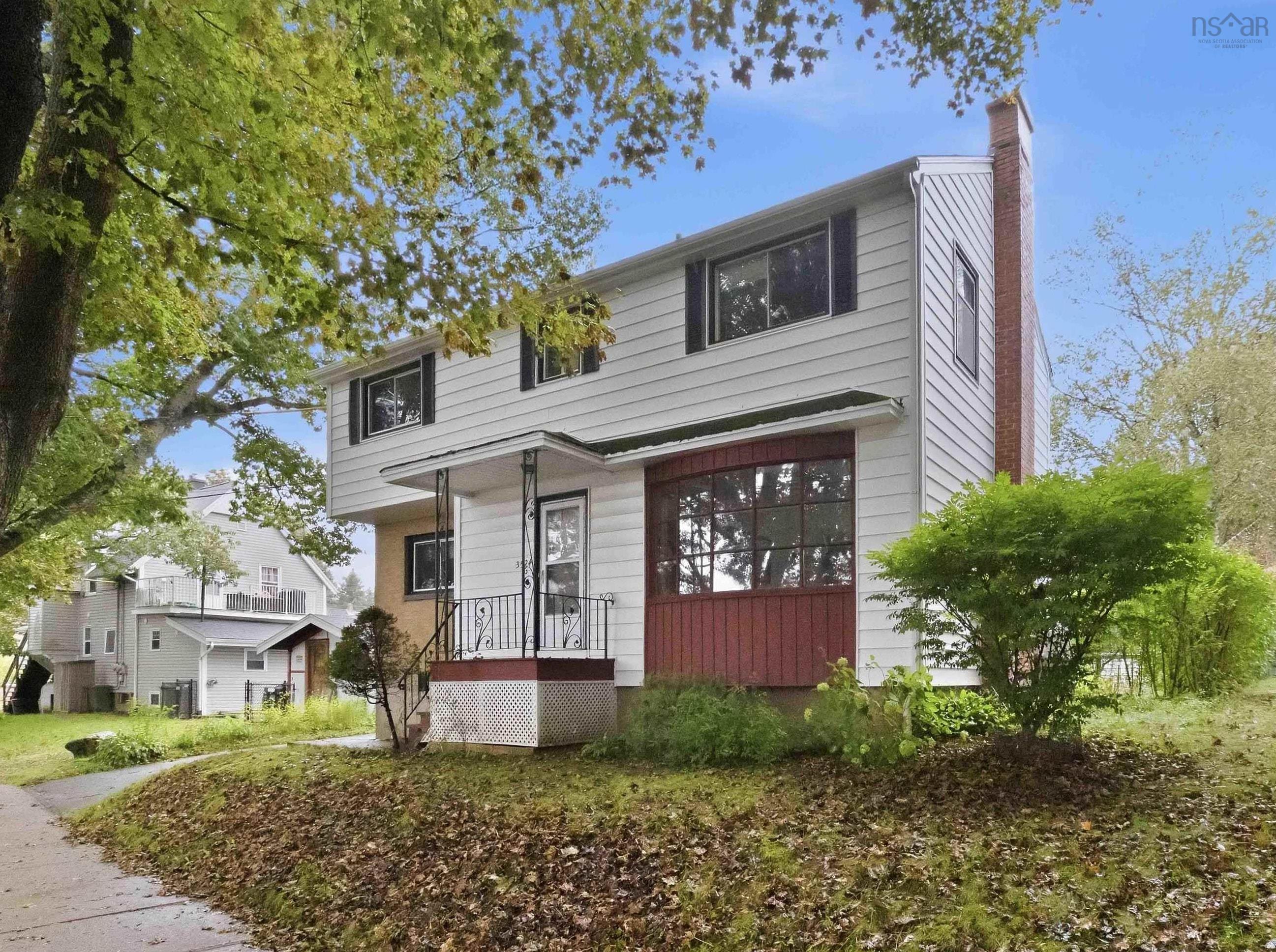 $750,000.00: 3524 Acadia Street, Halifax Peninsula