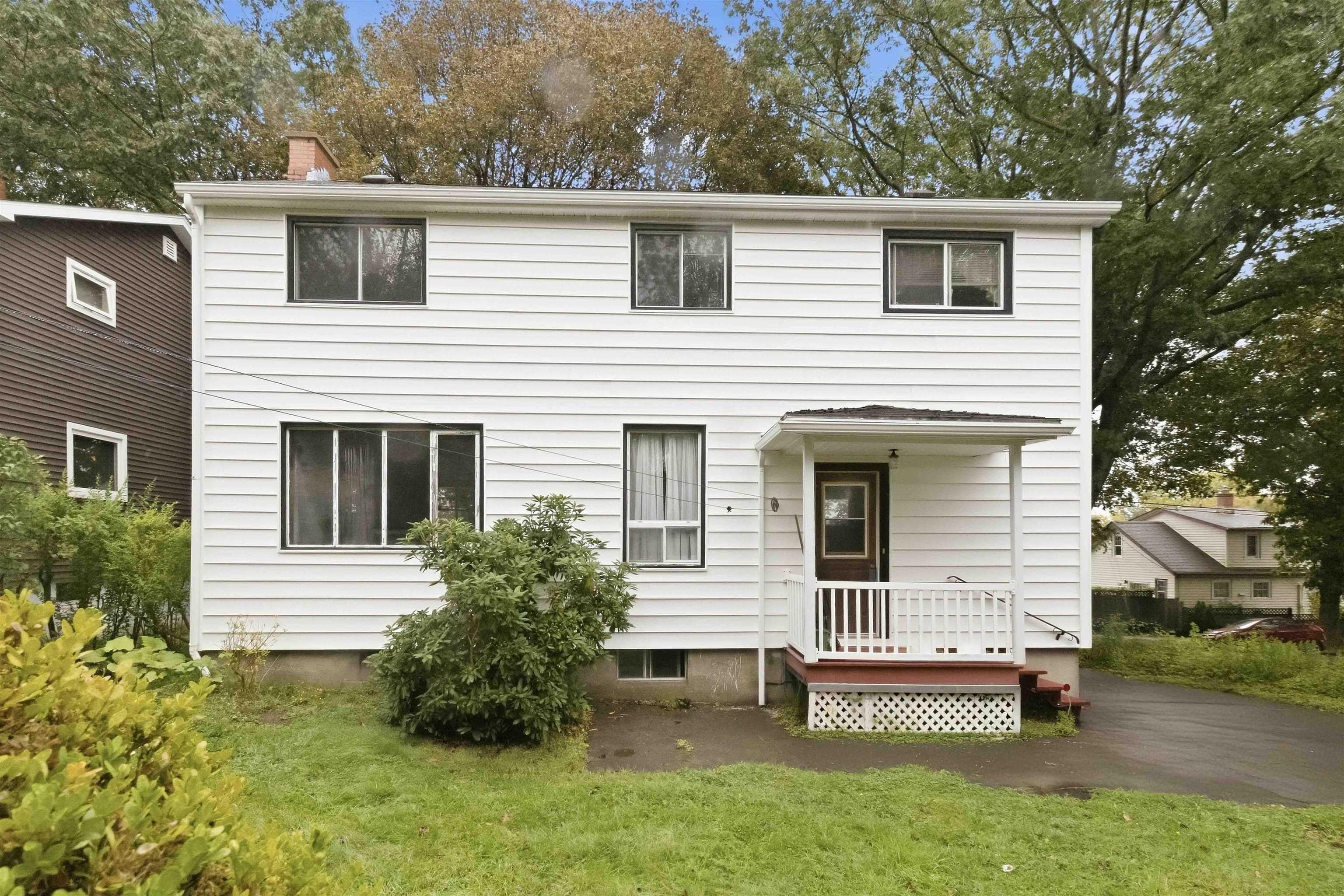 $750,000.00: 3524 Acadia Street, Halifax Peninsula