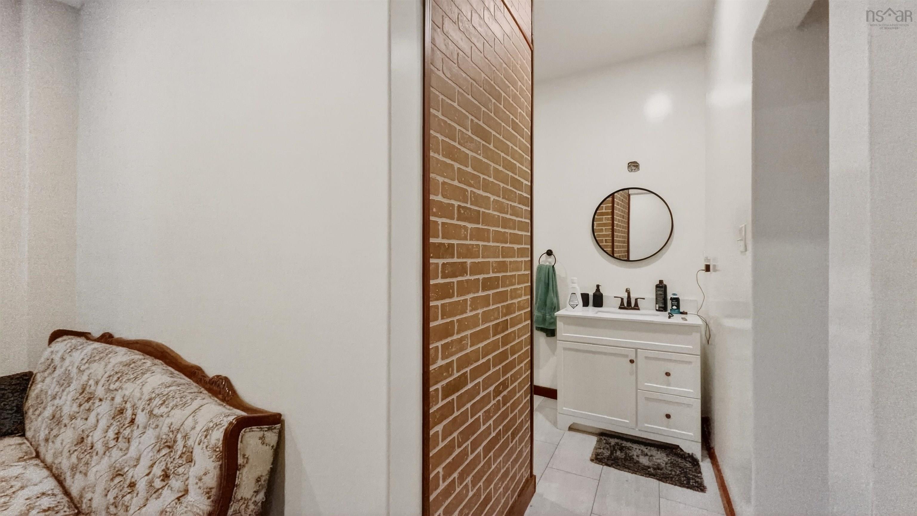 $717,000.00: 2 Archibald Avenue, North Sydney