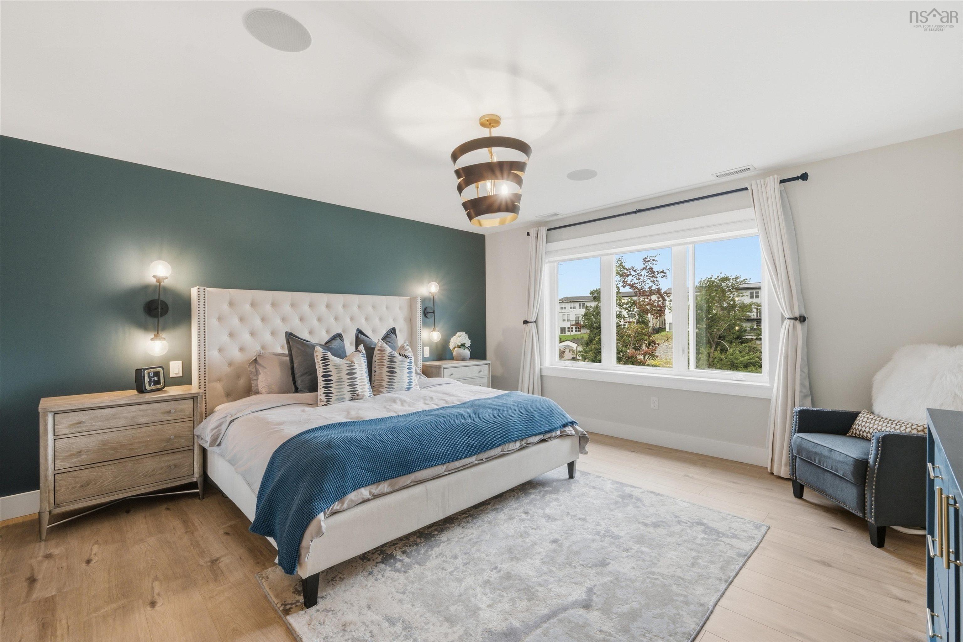 $1,185,000.00: 325 Starboard Drive, Halifax