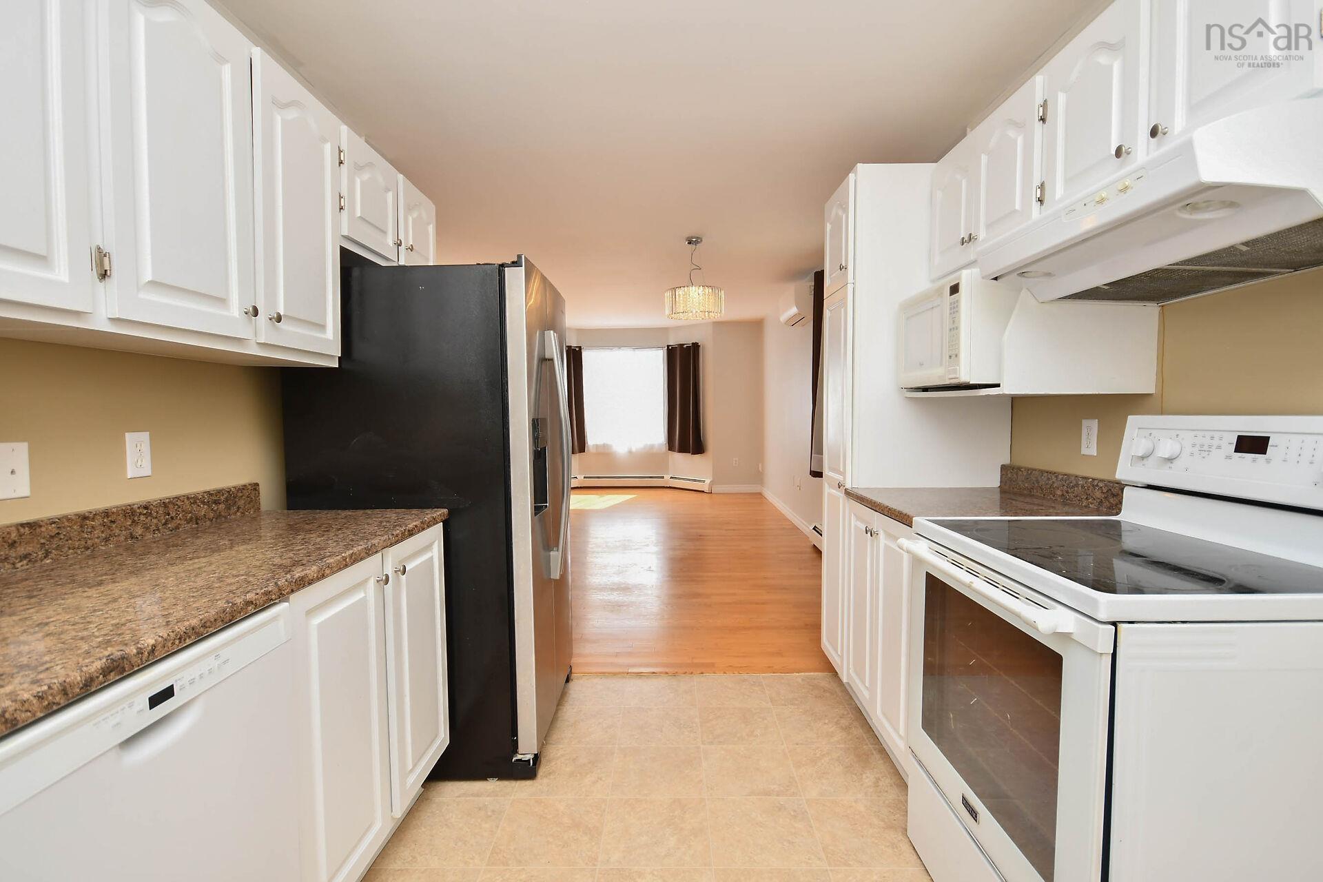 $469,900.00: 17 FURY Drive, Dartmouth