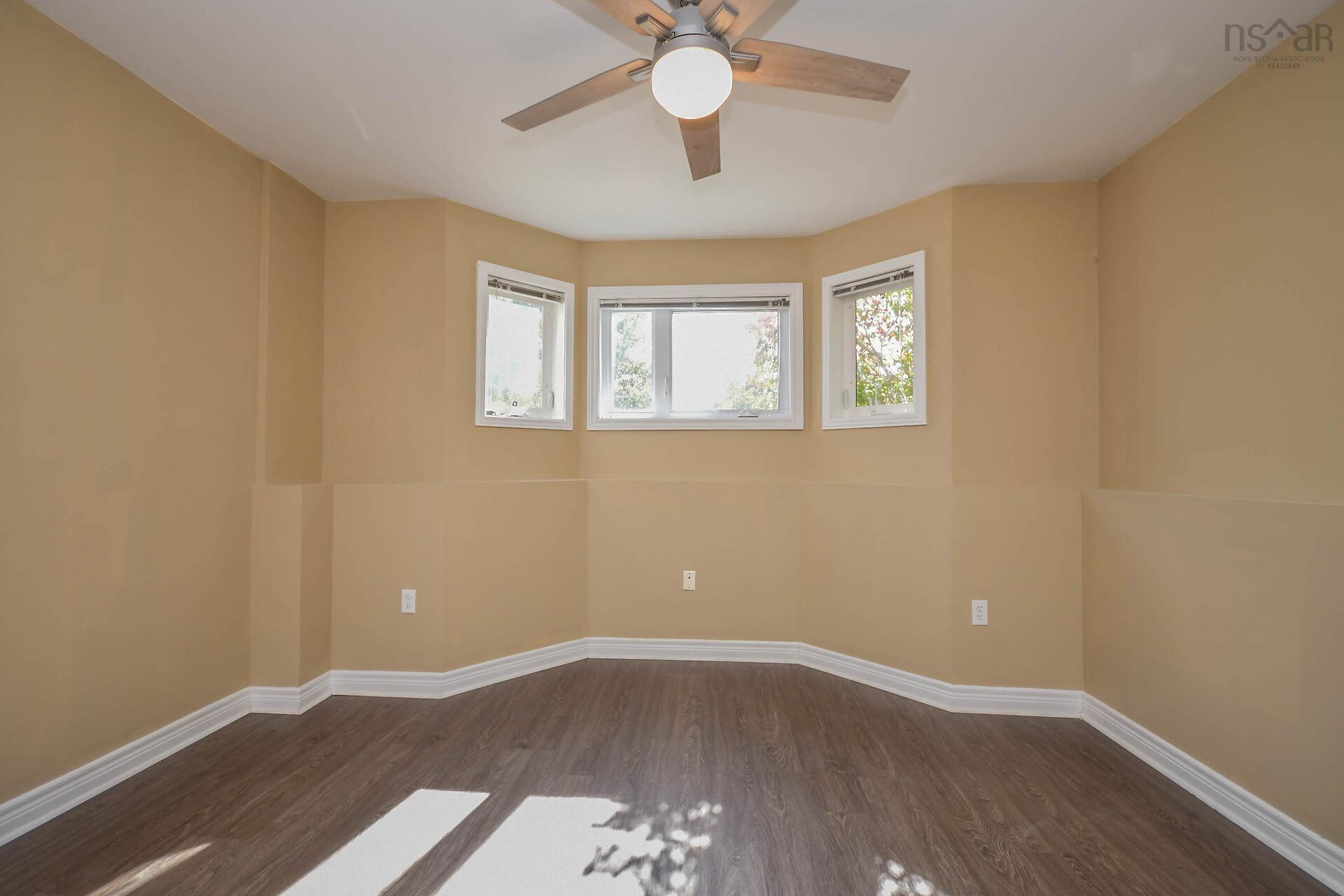 $469,900.00: 17 FURY Drive, Dartmouth