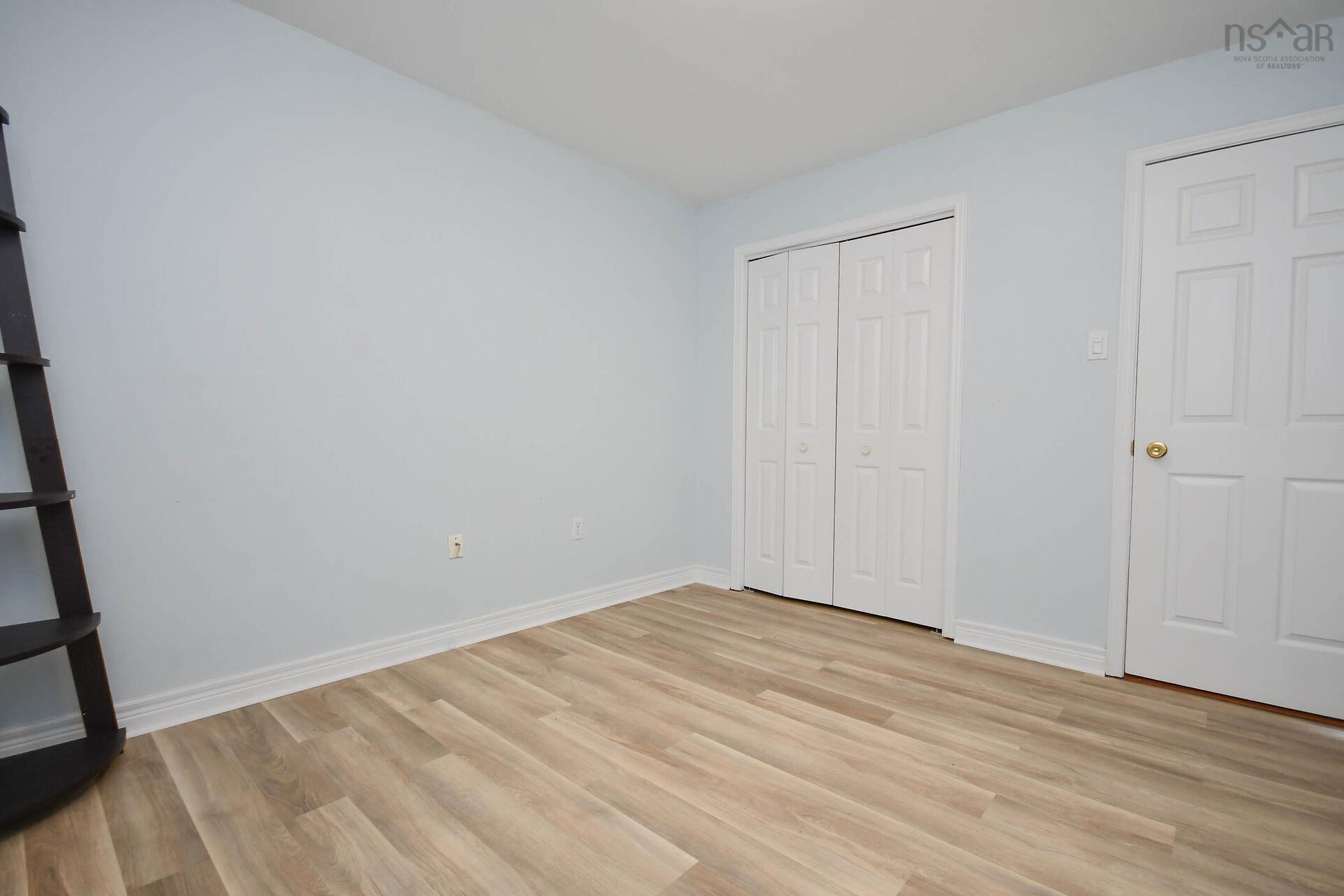 $469,900.00: 17 FURY Drive, Dartmouth