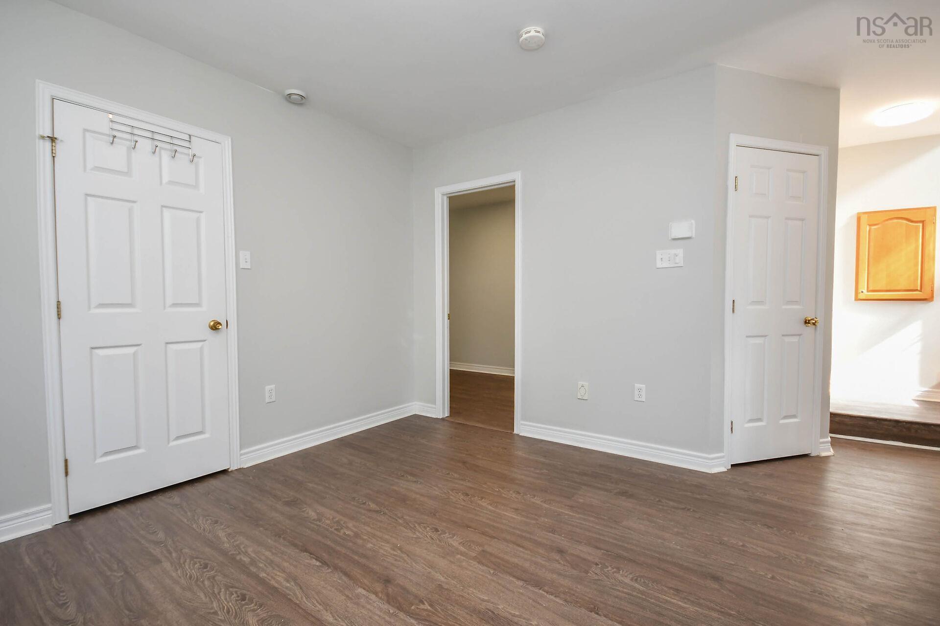 $469,900.00: 17 FURY Drive, Dartmouth
