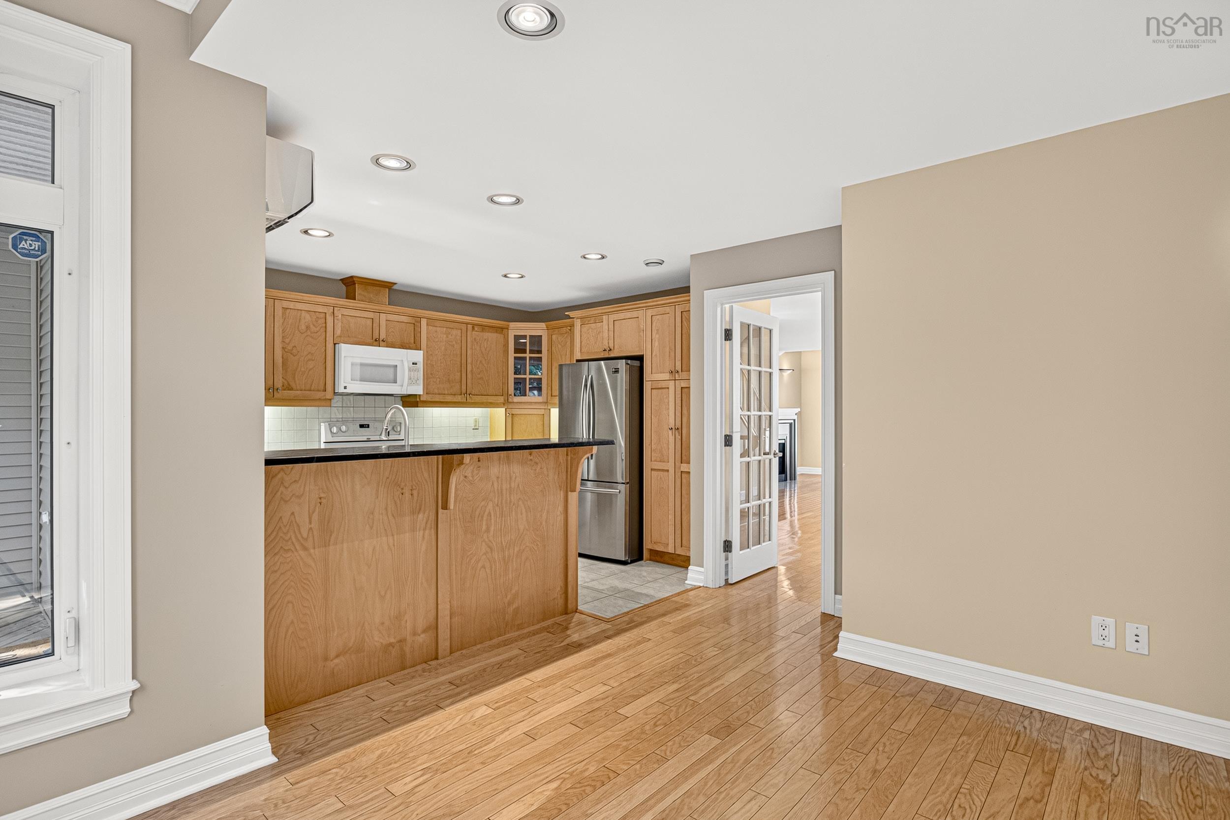 $649,900.00: 3848 Mont Blanc Terrace, Halifax Peninsula