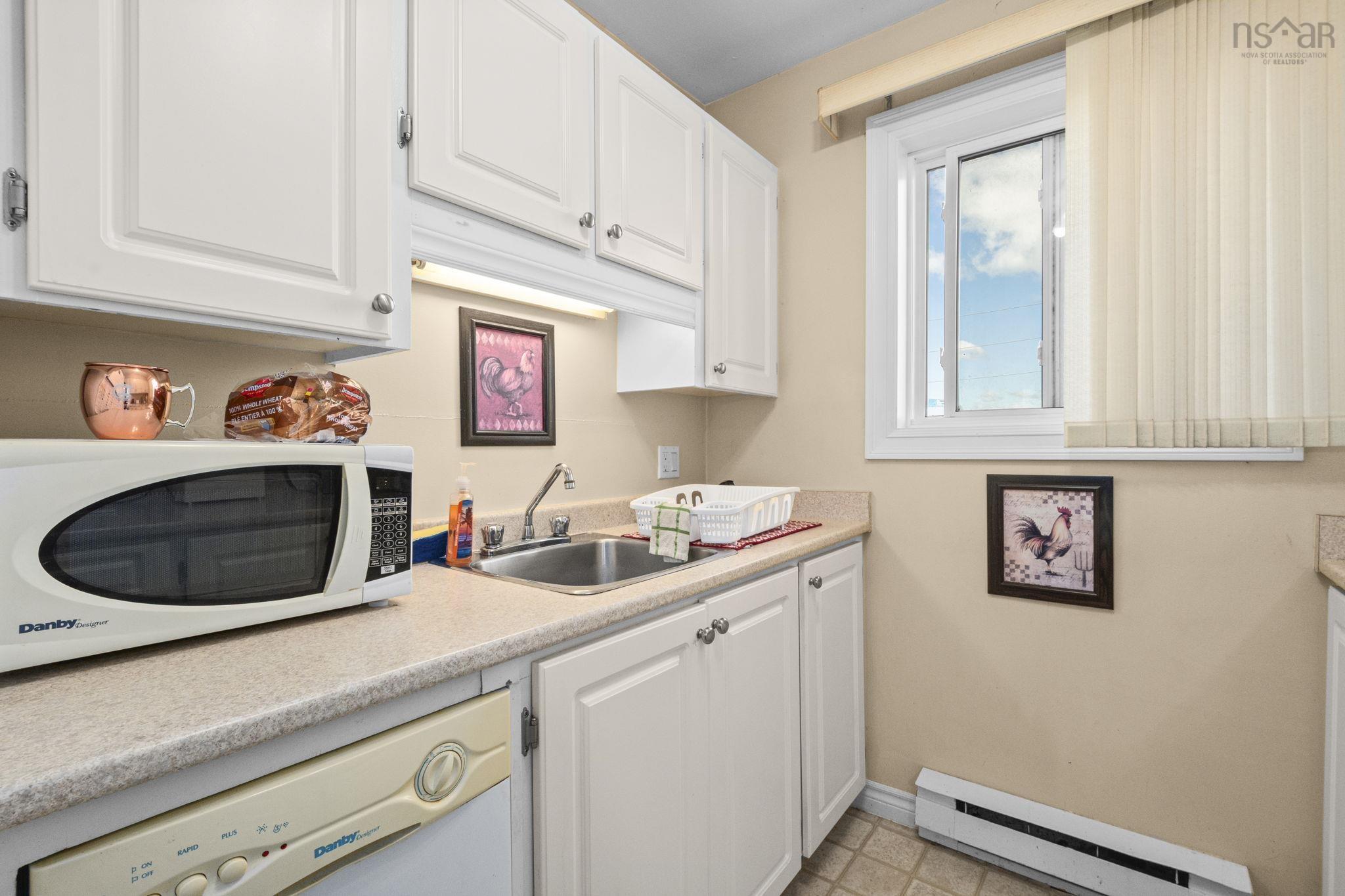 $269,900.00: 107 281 Windmill, Dartmouth