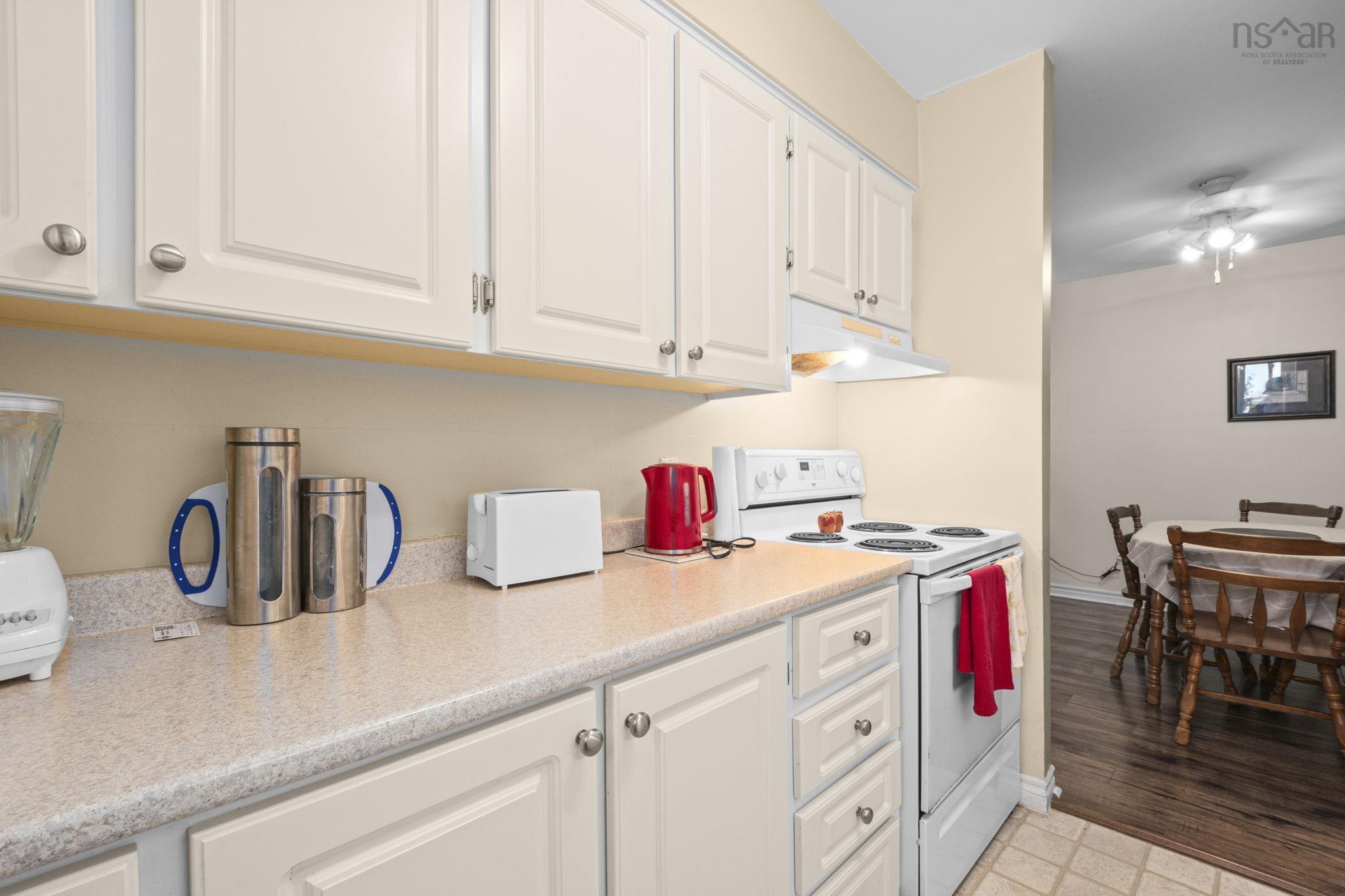 $269,900.00: 107 281 Windmill, Dartmouth