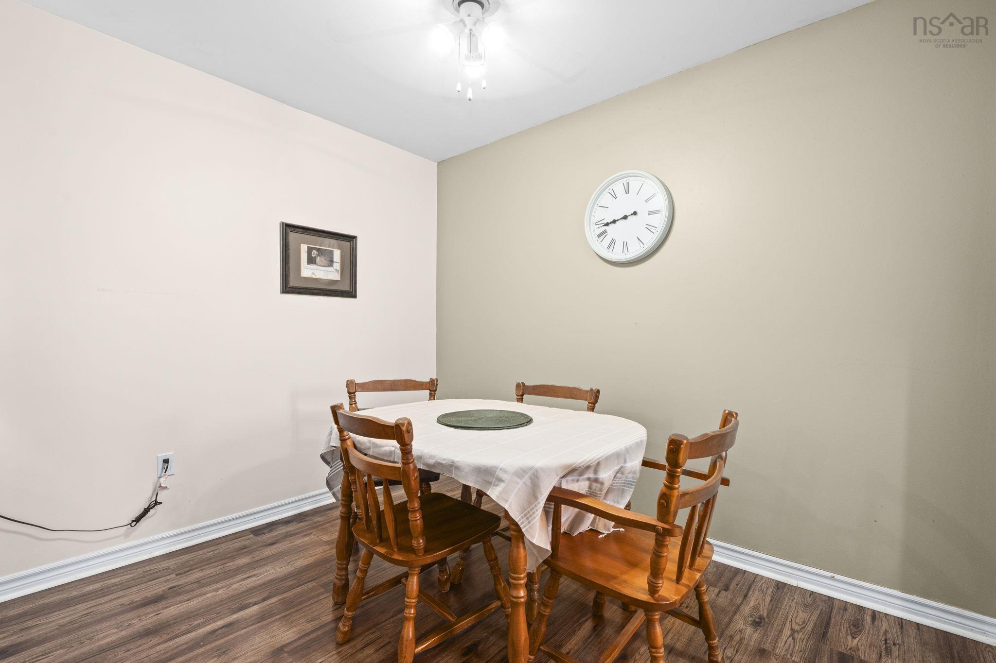 $269,900.00: 107 281 Windmill, Dartmouth