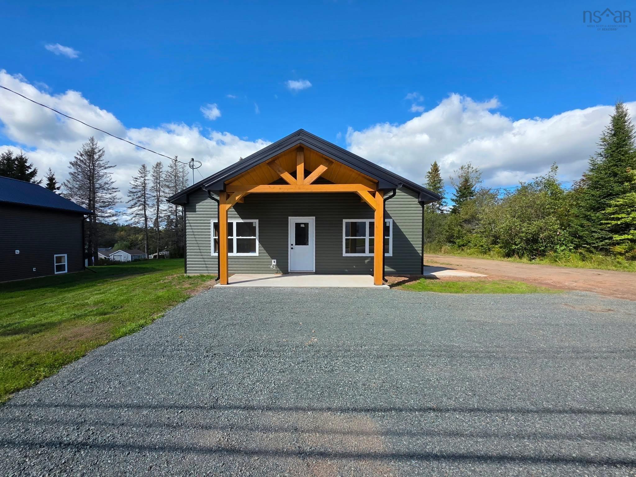 $425,000.00: 1766 Truro Road, Hilden