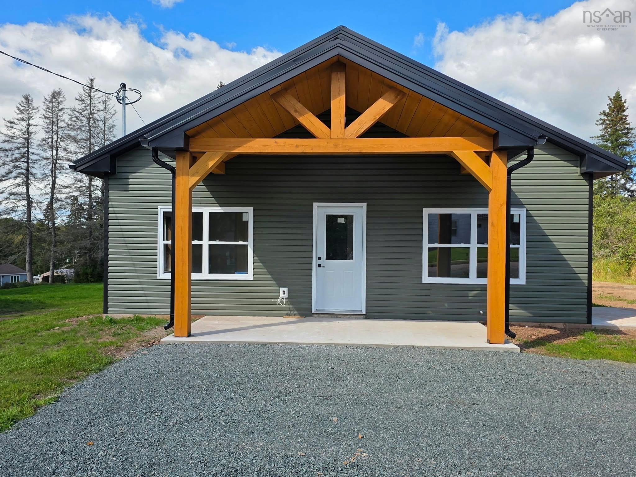 $425,000.00: 1766 Truro Road, Hilden