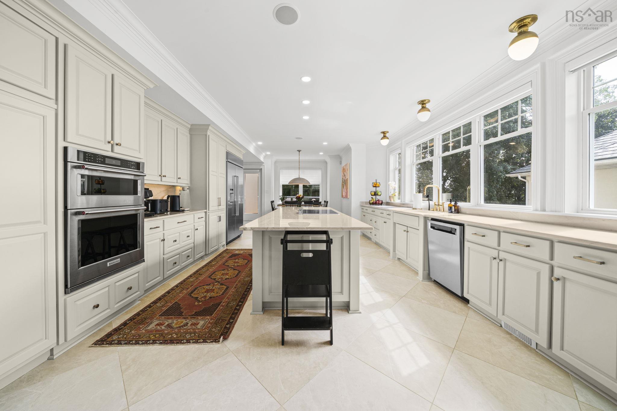 $3,095,000.00: 5924 MCCULLOCH Court, Halifax