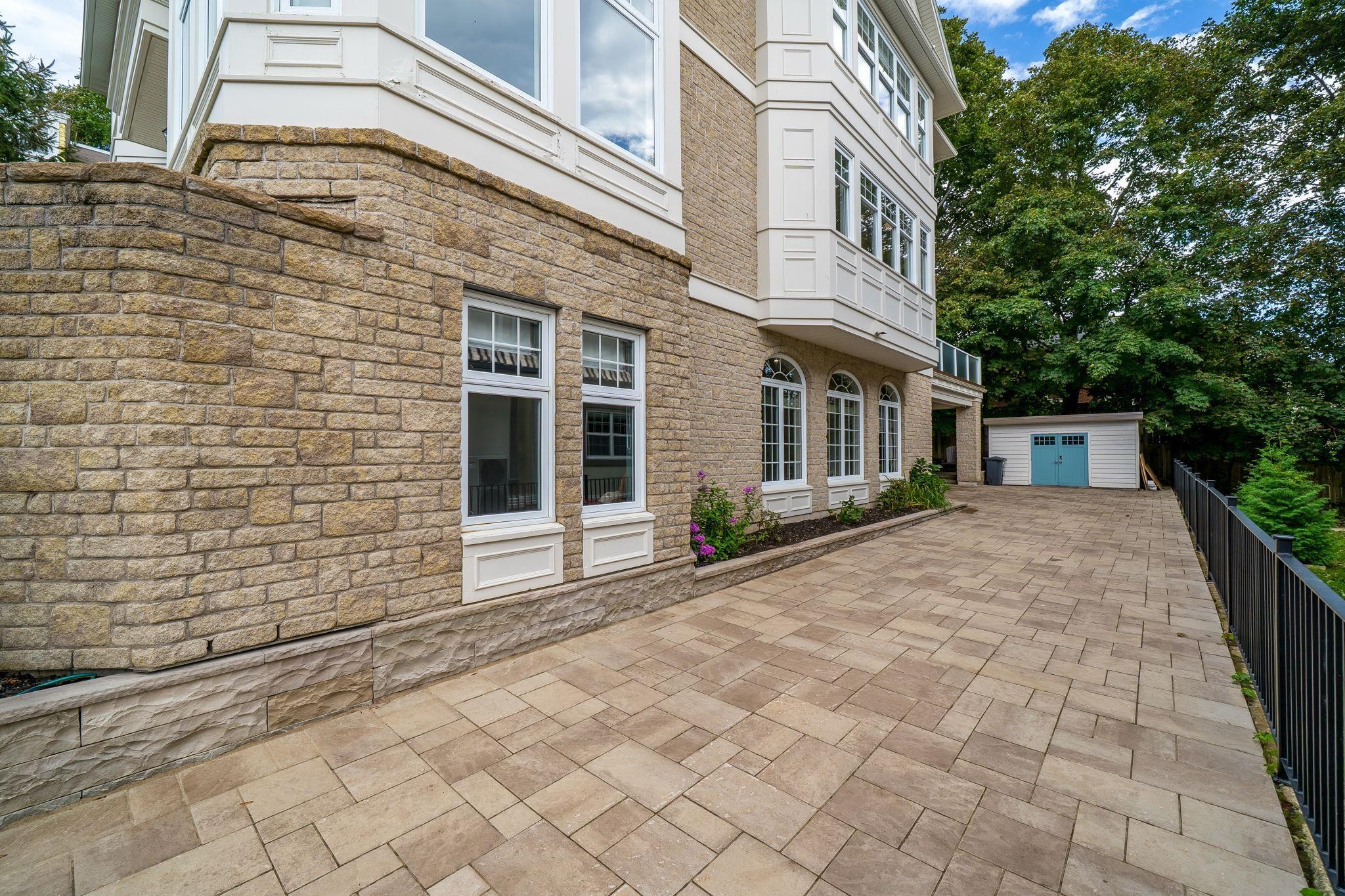 $3,095,000.00: 5924 MCCULLOCH Court, Halifax