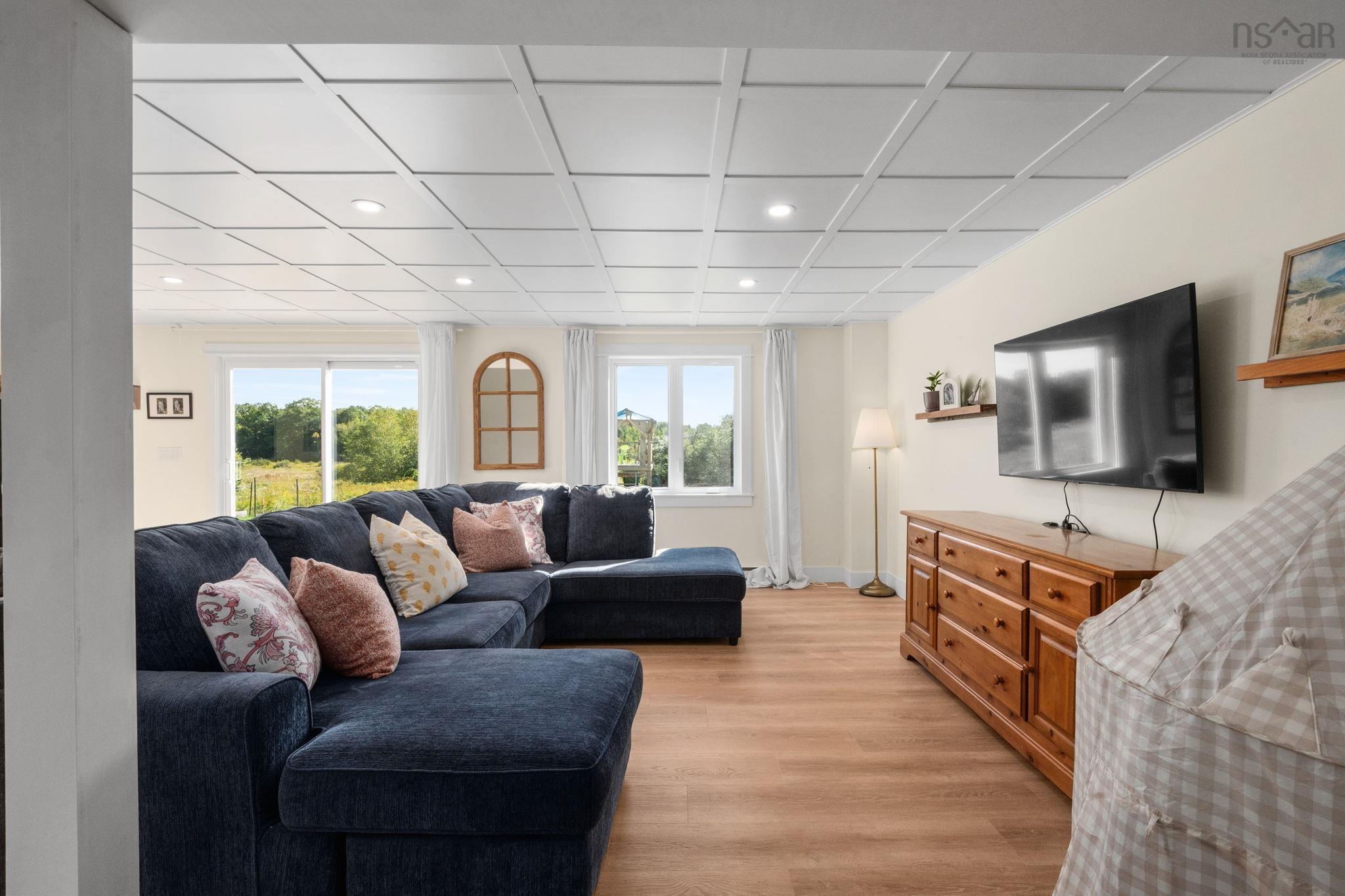 $650,000.00: 411 Falmouth Dyke Road Road, Falmouth